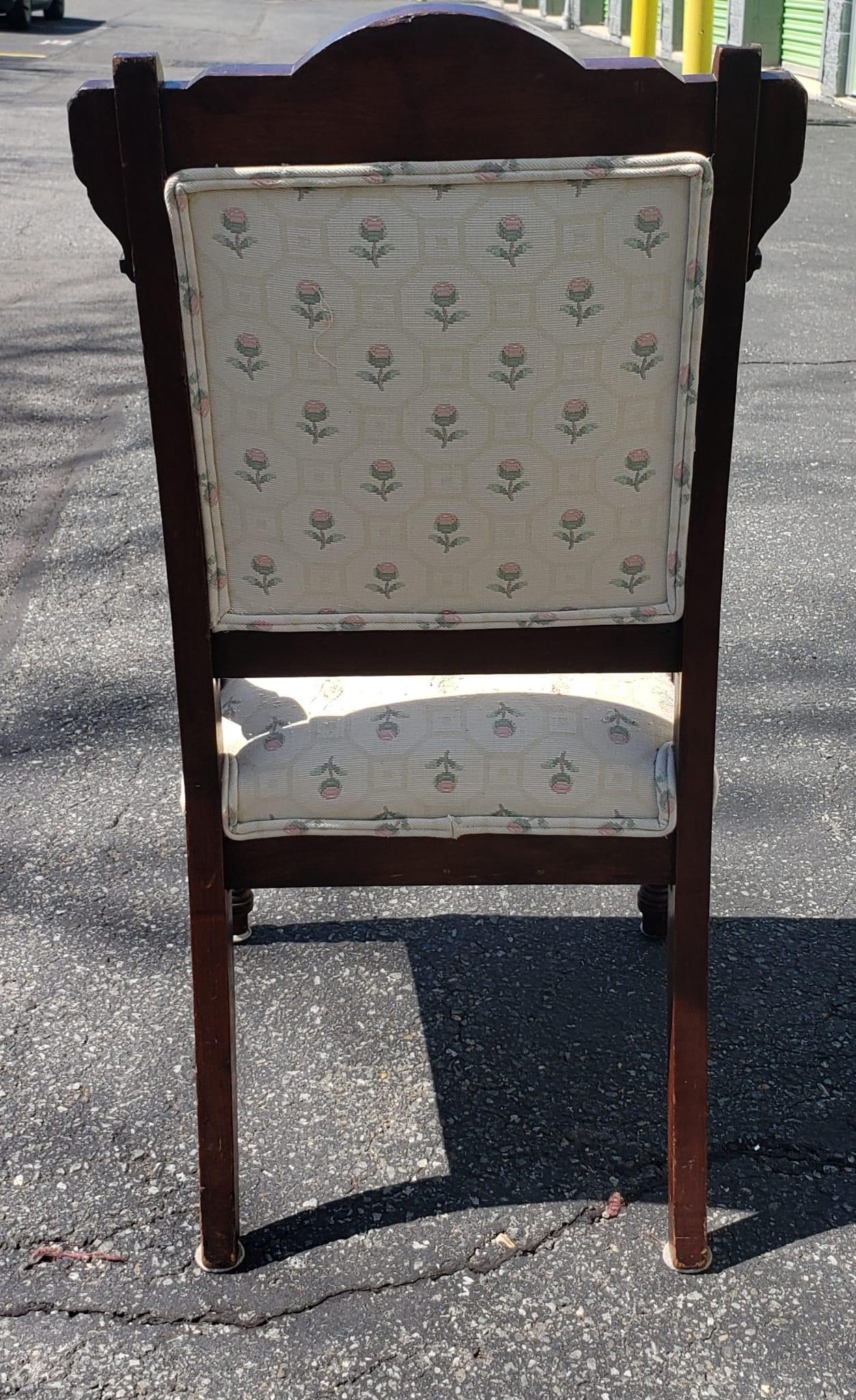 Pair of Victorian Carved Walnut and Upholstered Side Chairs For Sale 3