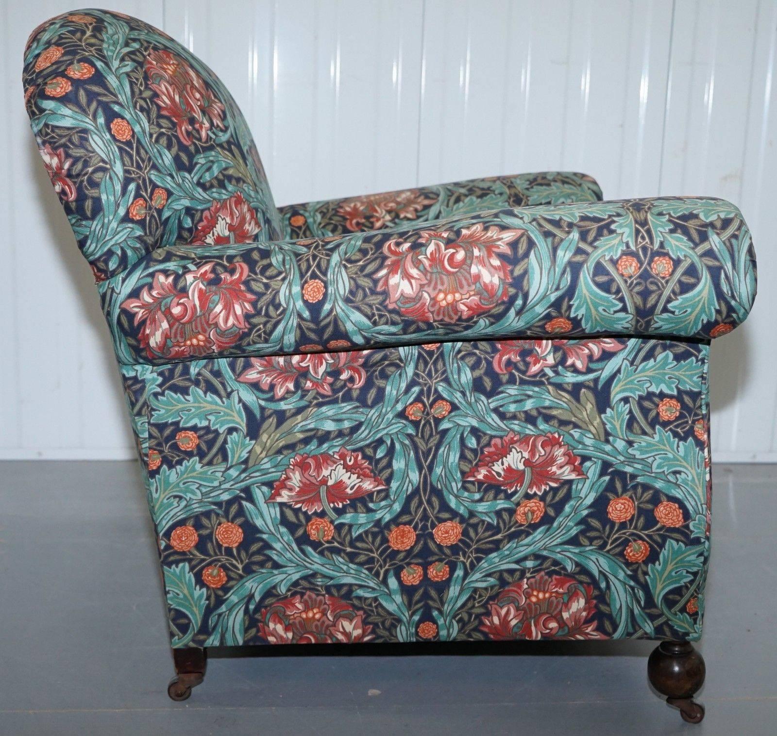 Hand-Crafted Pair of Victorian Club Armchairs in William Morris Upholstery Fabric Part Suite