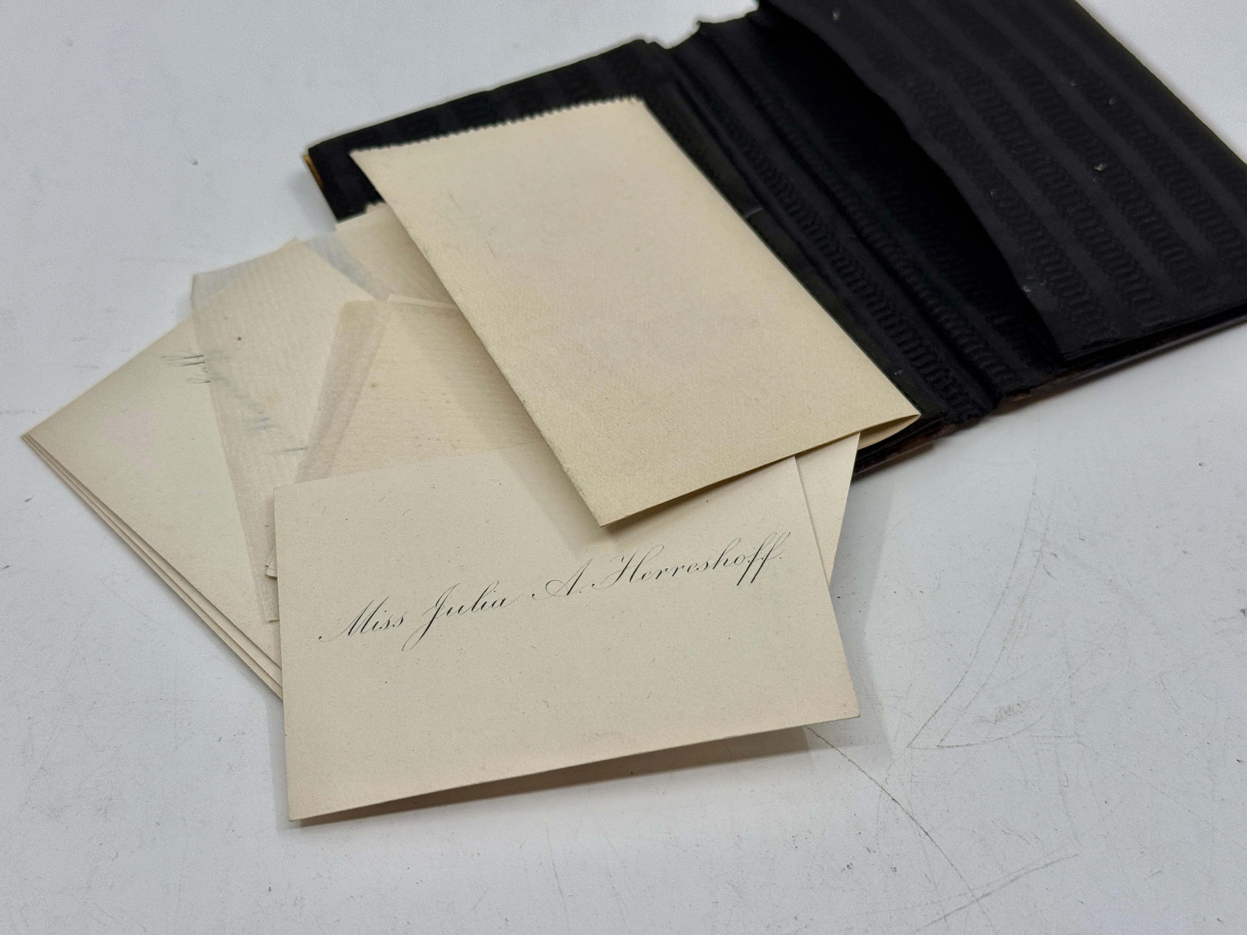 Pair of Victorian English Horn Card Carrying Cases For Sale 5