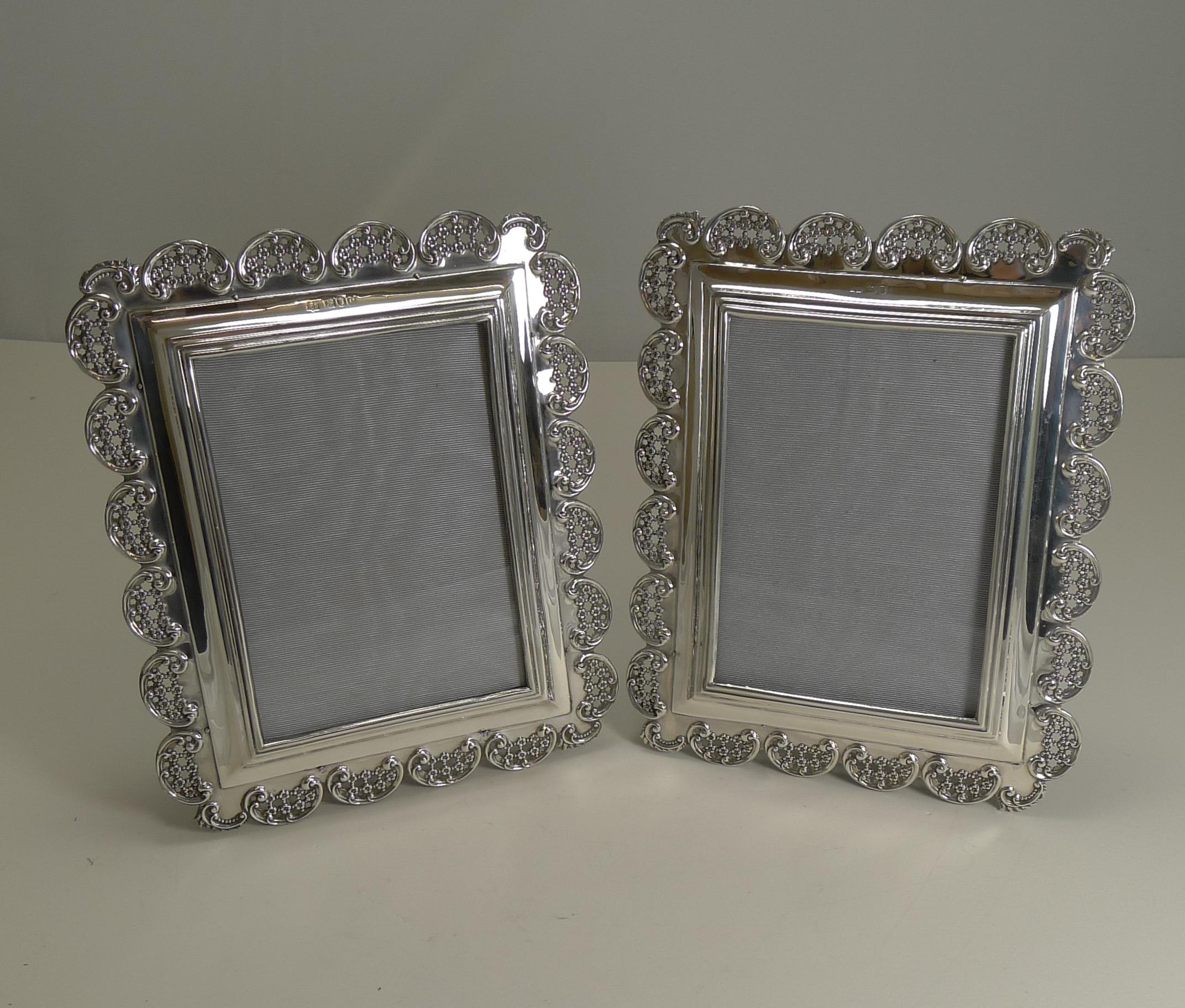 Pair of Victorian English Sterling Silver Photograph Frames, 1898 3