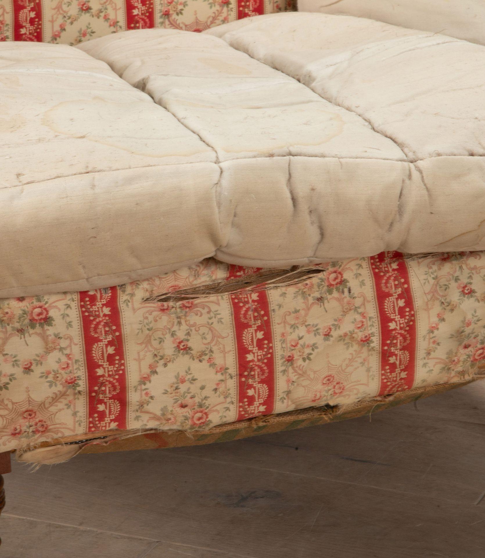 Fine XIX secolo Coppia di poltrone imbottite vittoriane di Howard and Sons 