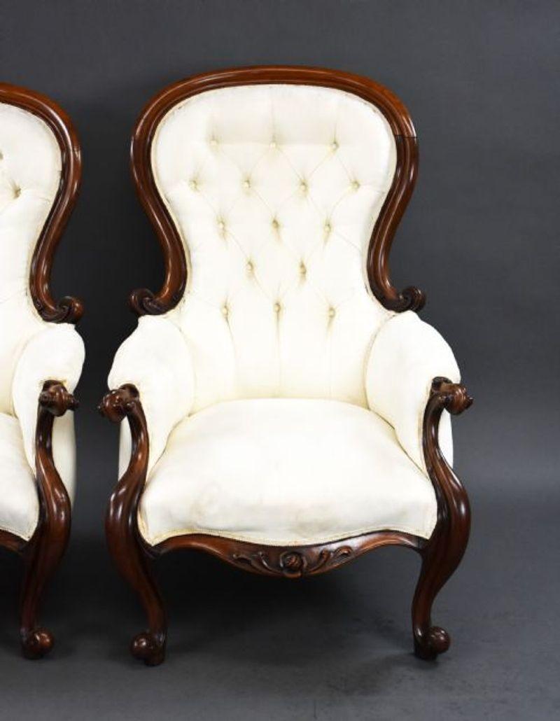 Pair of Victorian Mahogany Armchairs In Good Condition For Sale In Chelmsford, Essex