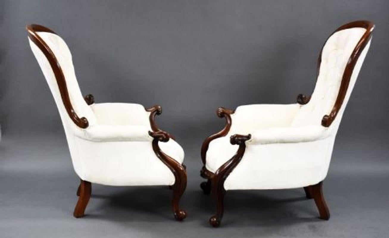 19th Century Pair of Victorian Mahogany Armchairs For Sale