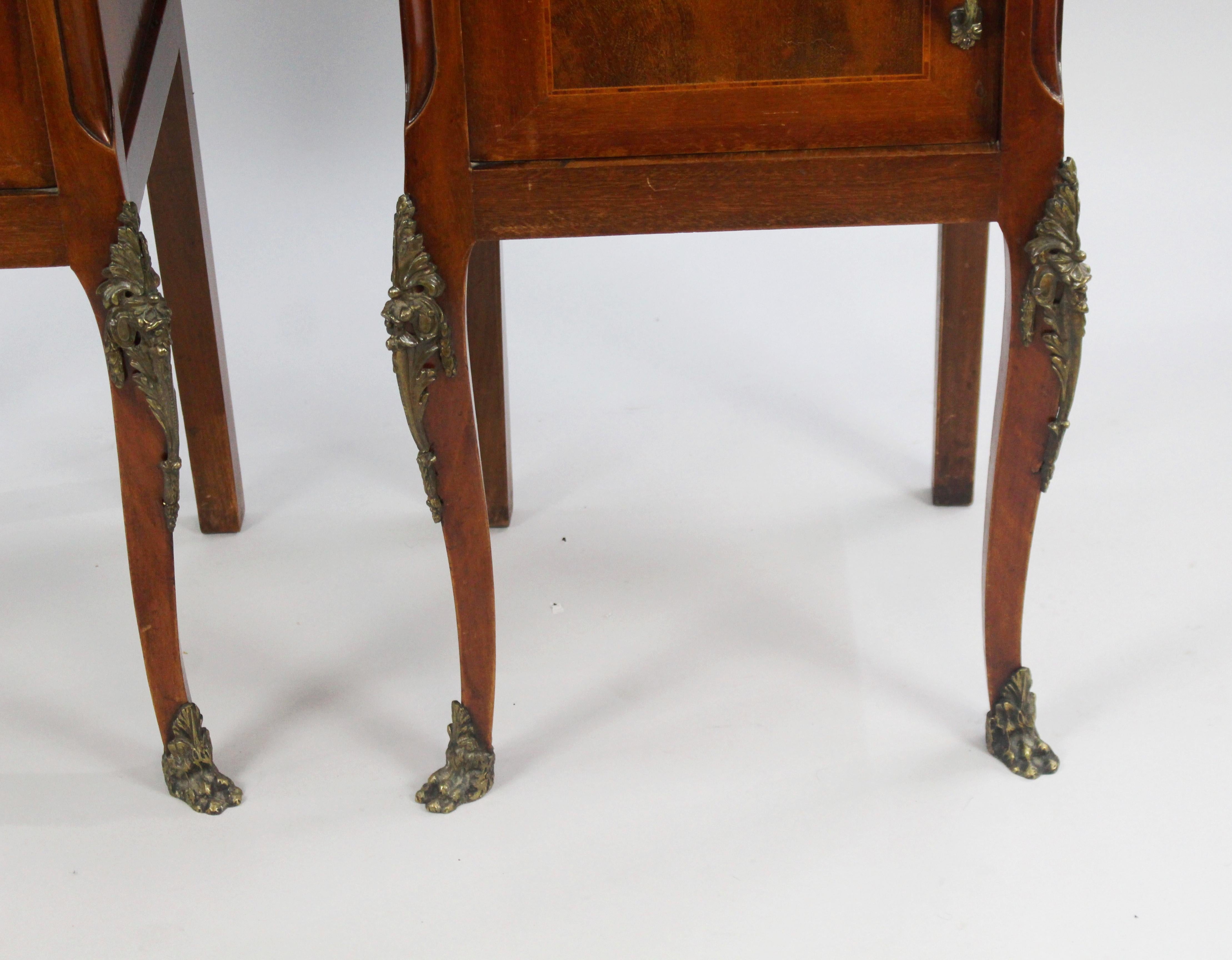 Pair of Victorian Marble-Topped Inlaid Mahogany Cabinets For Sale 6