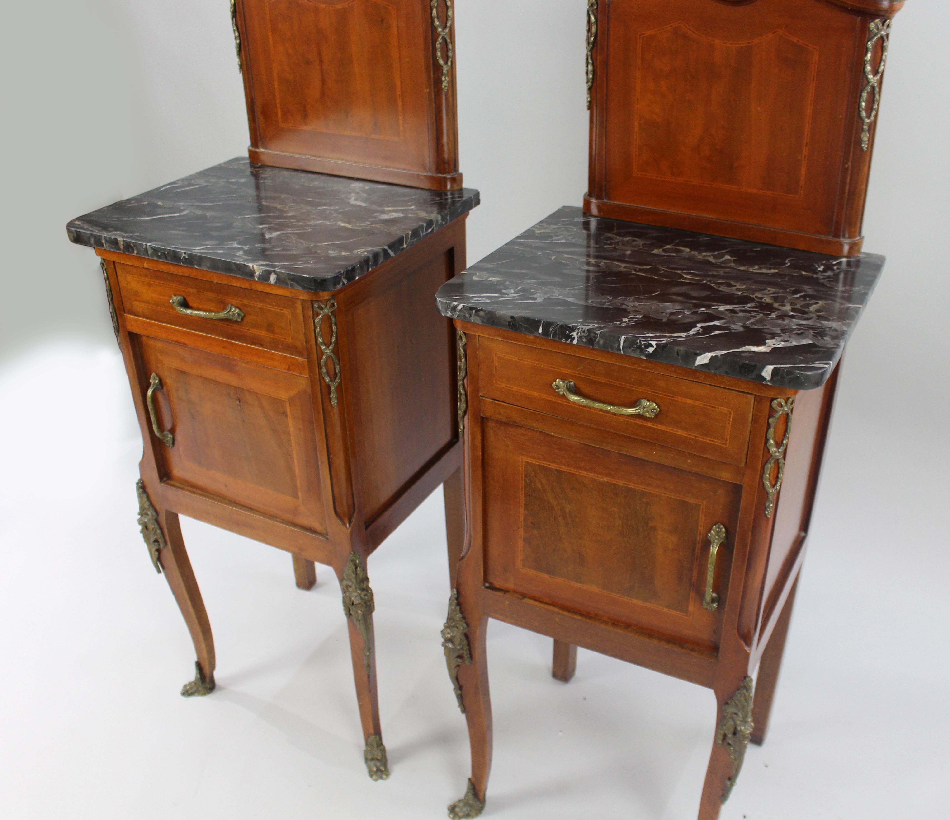 Pair of Victorian Marble-Topped Inlaid Mahogany Cabinets For Sale 5