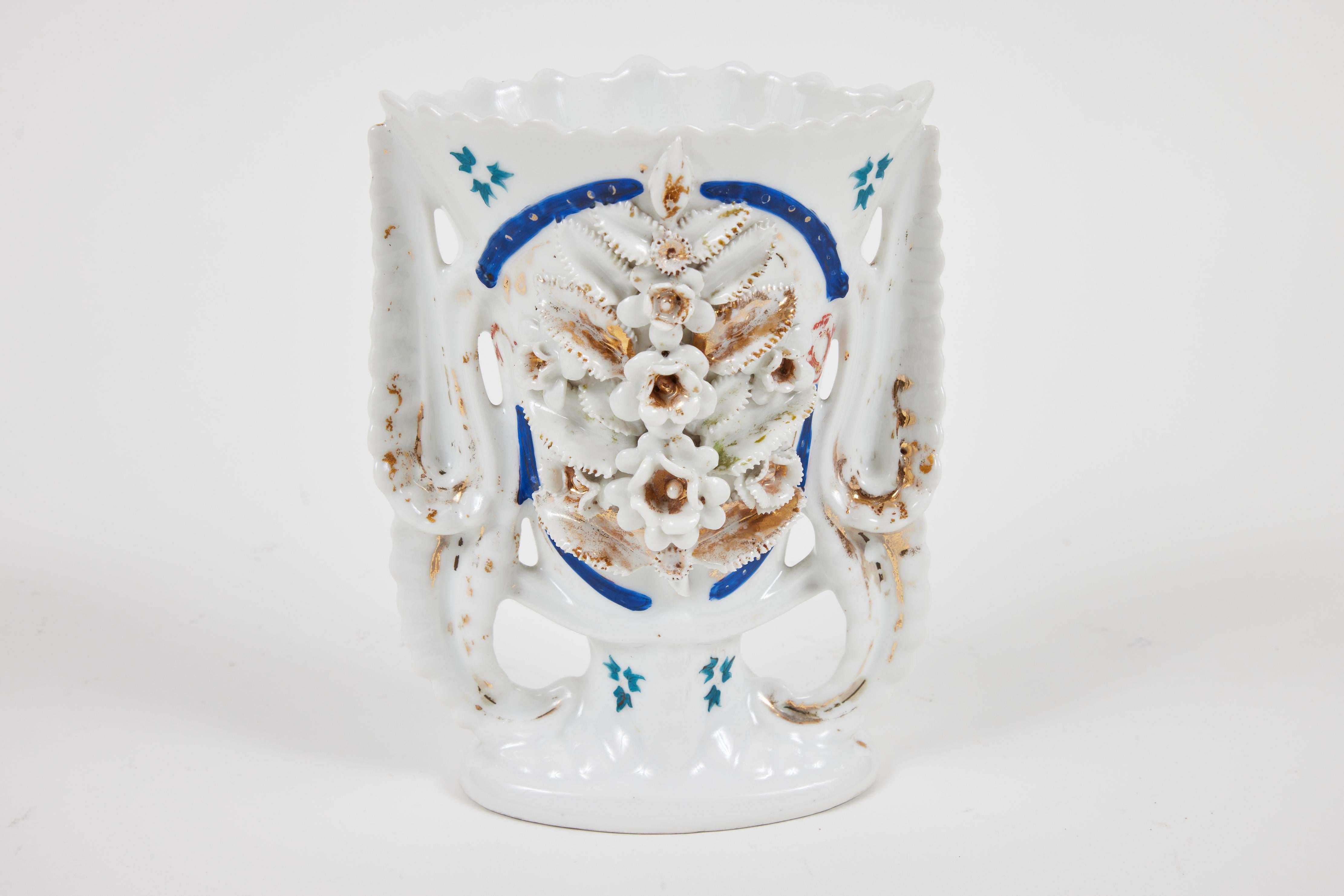 Pair of Victorian Porcelain Mantel Vases For Sale 1