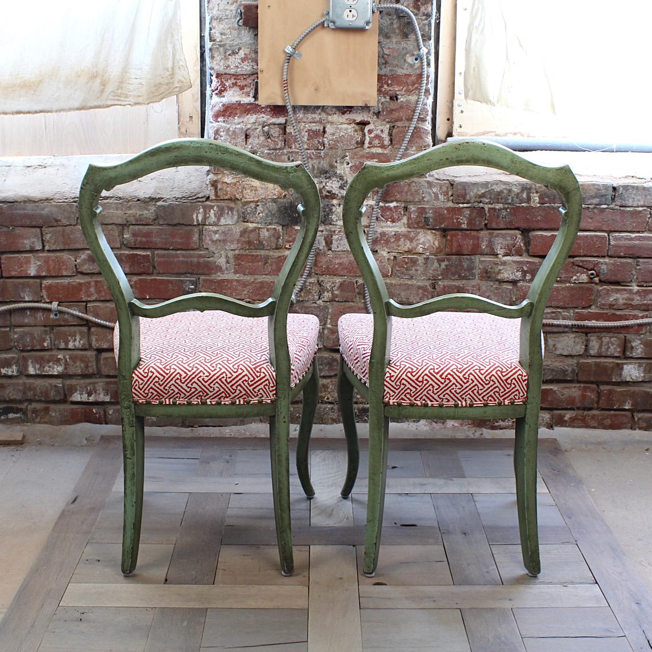 upholstered victorian chairs