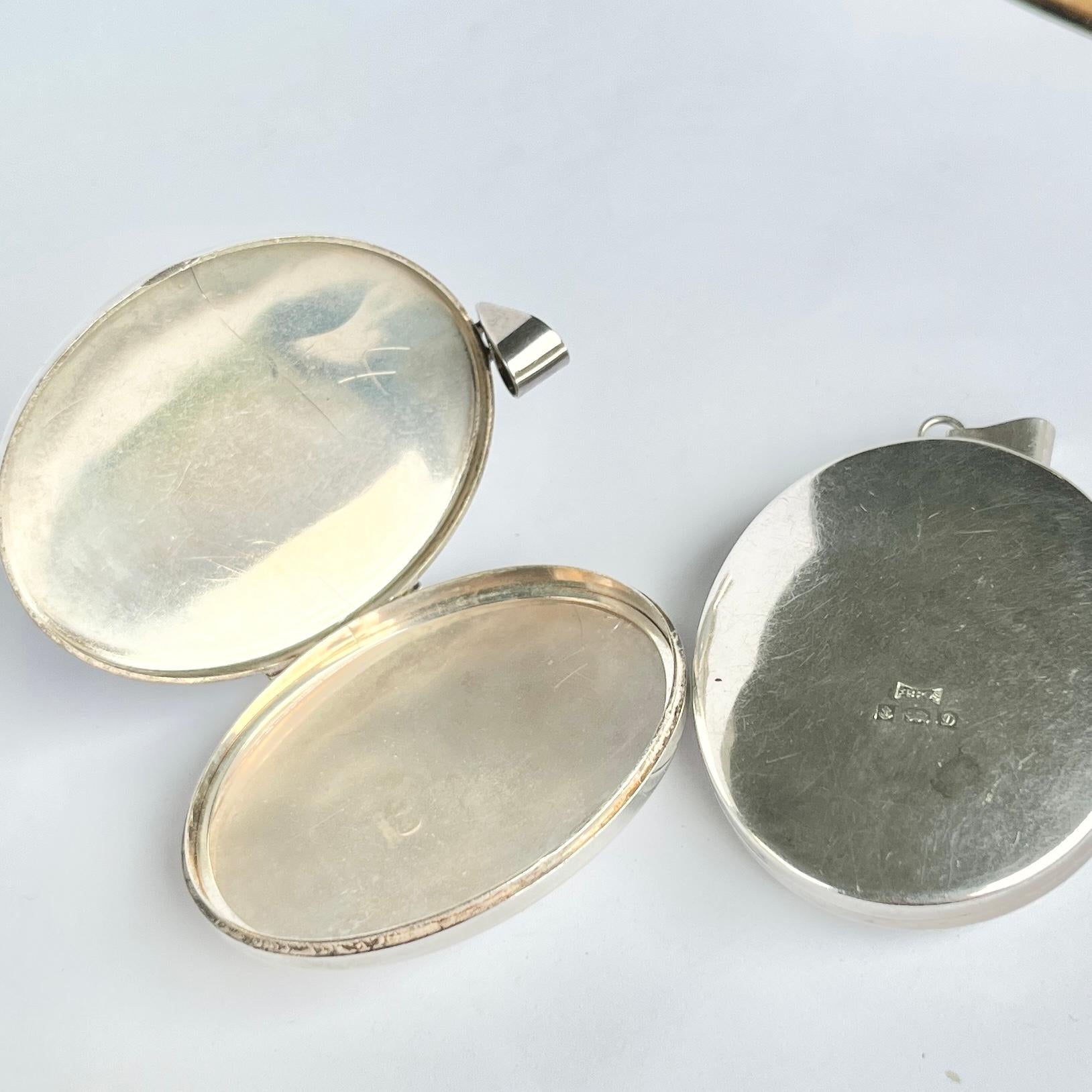 antique lockets silver
