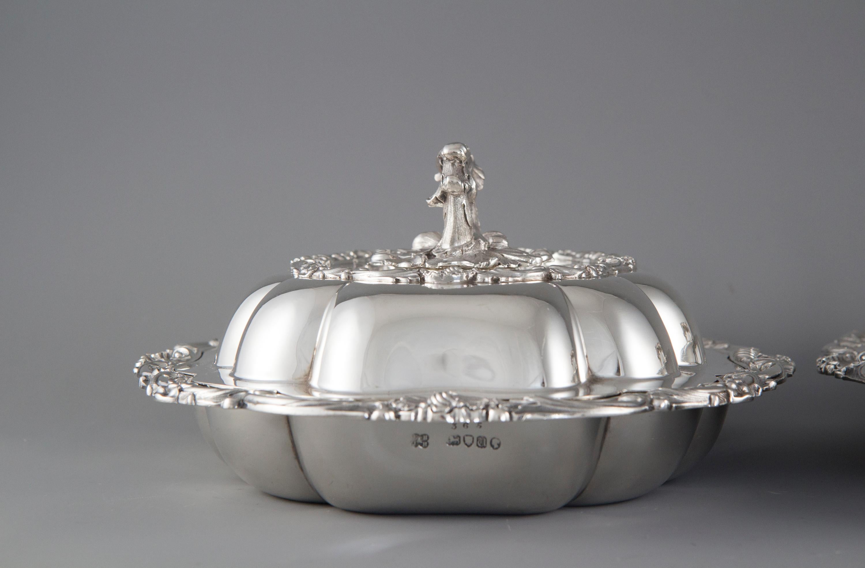 Pair of Victorian Silver Entree or Serving Dishes, Barnards, London, 1855 8