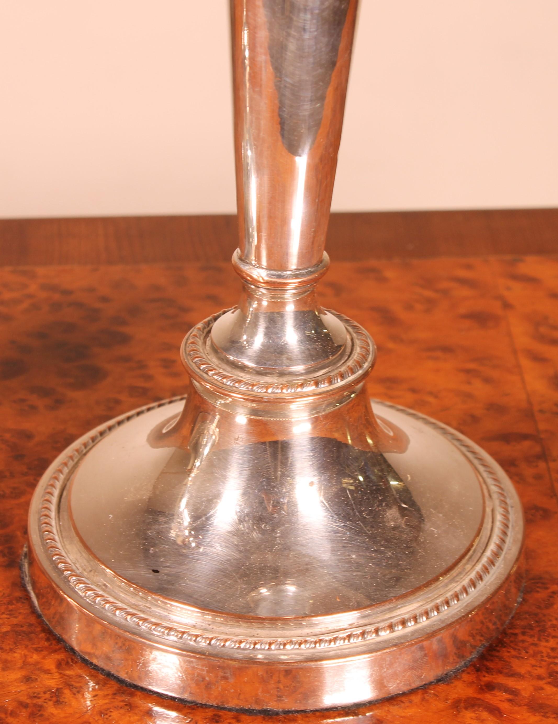 Pareja de candelabros victorianos bañados en plata siglo XIX en venta
