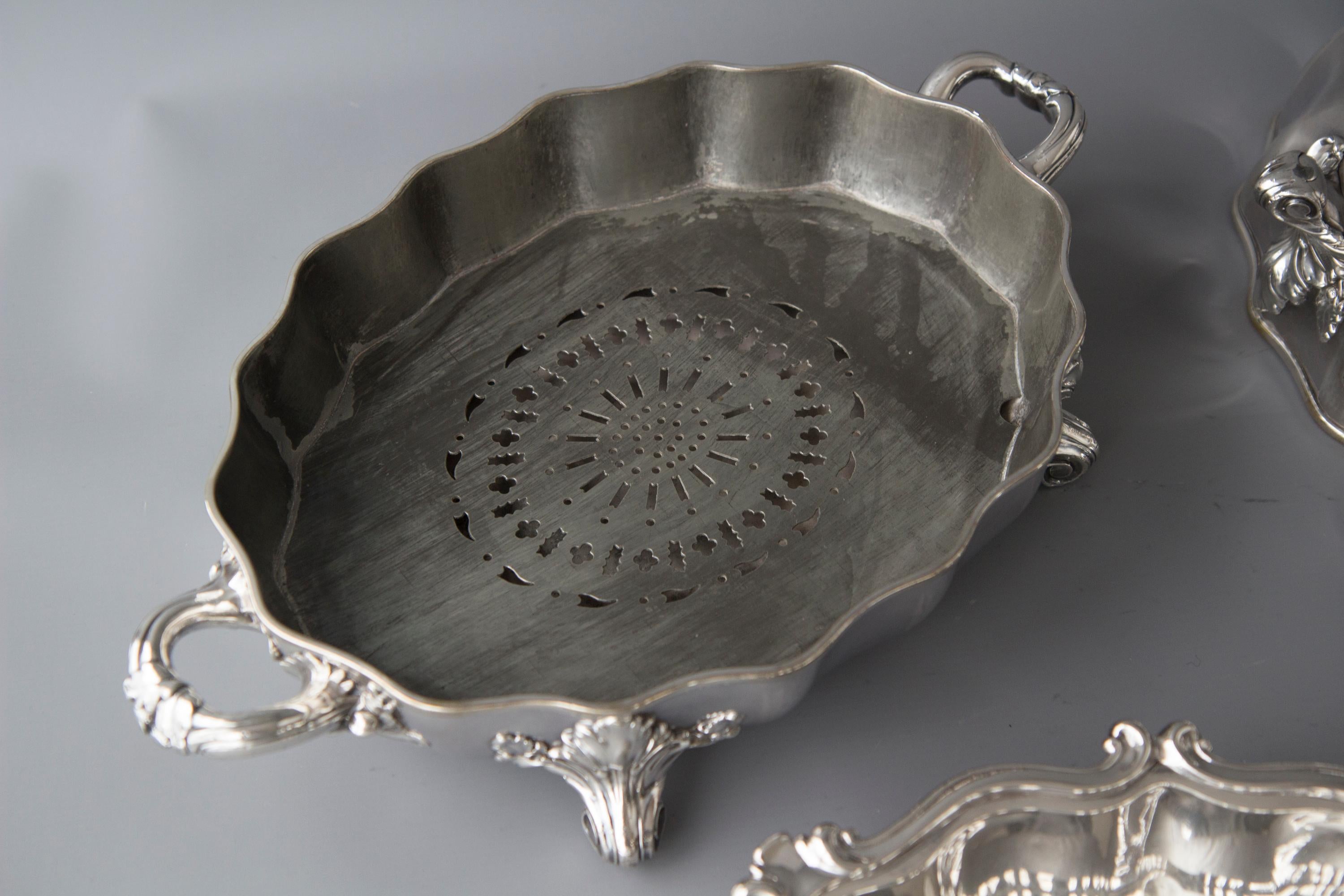Pair of Victorian Silver Vegetable Tureens with Warming Bases, London, 1845 For Sale 8