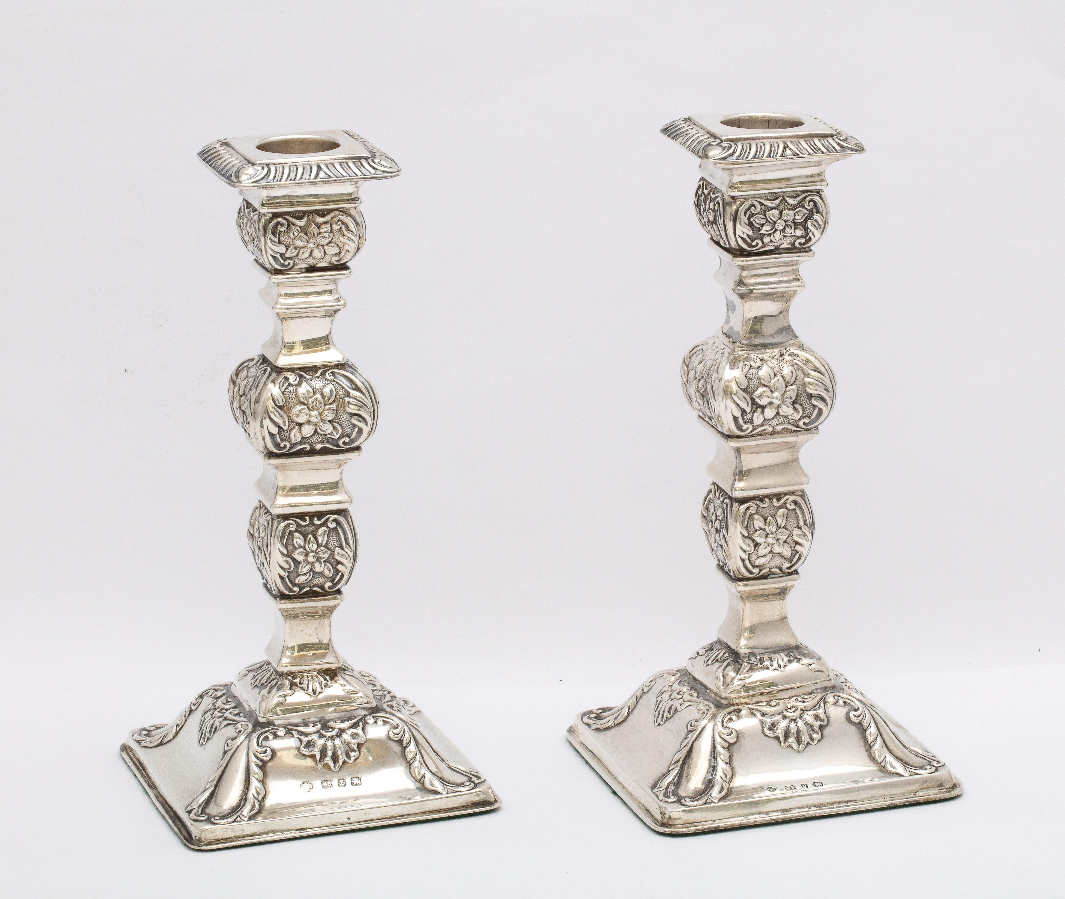 English Pair of Victorian Sterling Silver Candlesticks