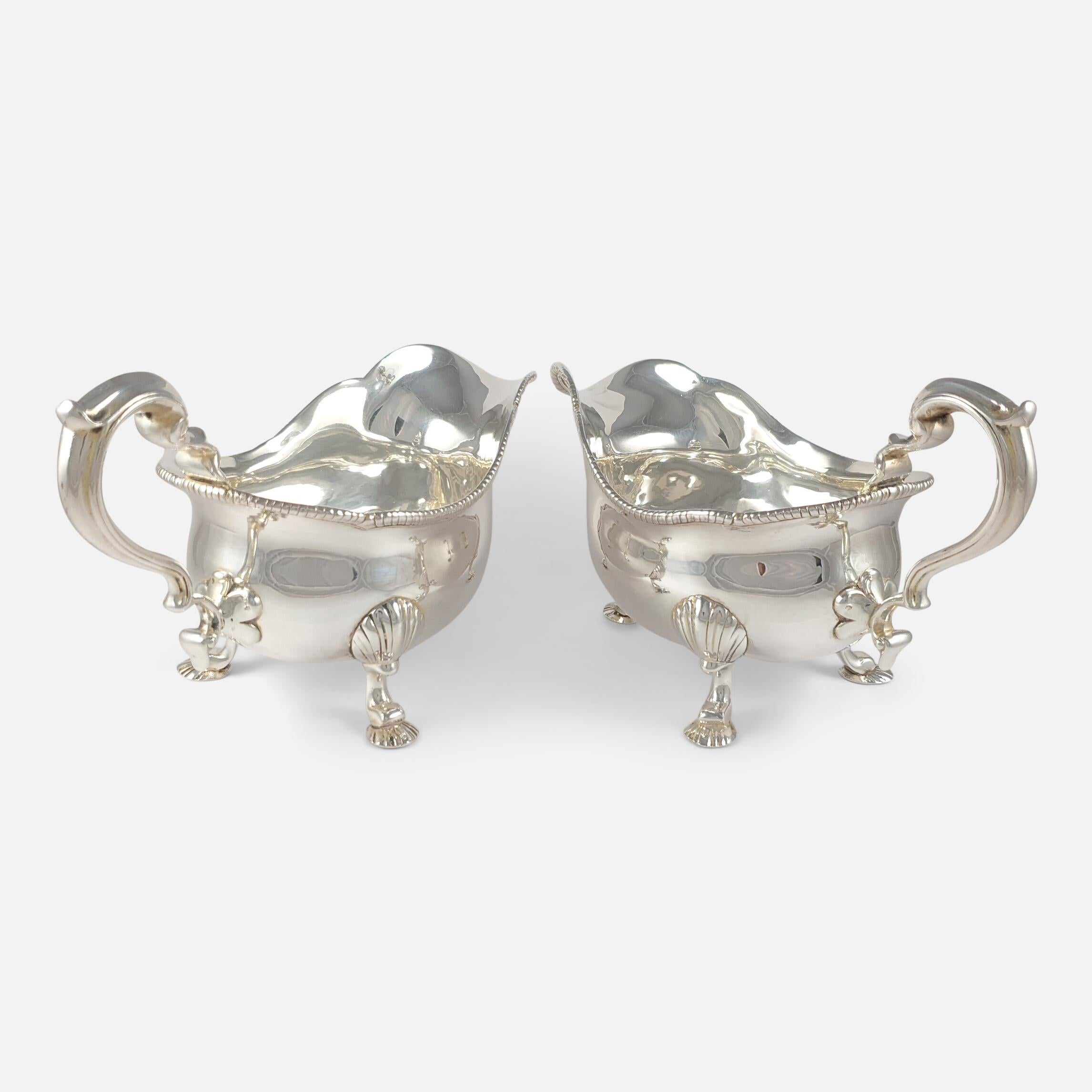 British Pair of Victorian Silver Sauce Boats, D and C Houle, 1841, 1039.7 grams For Sale