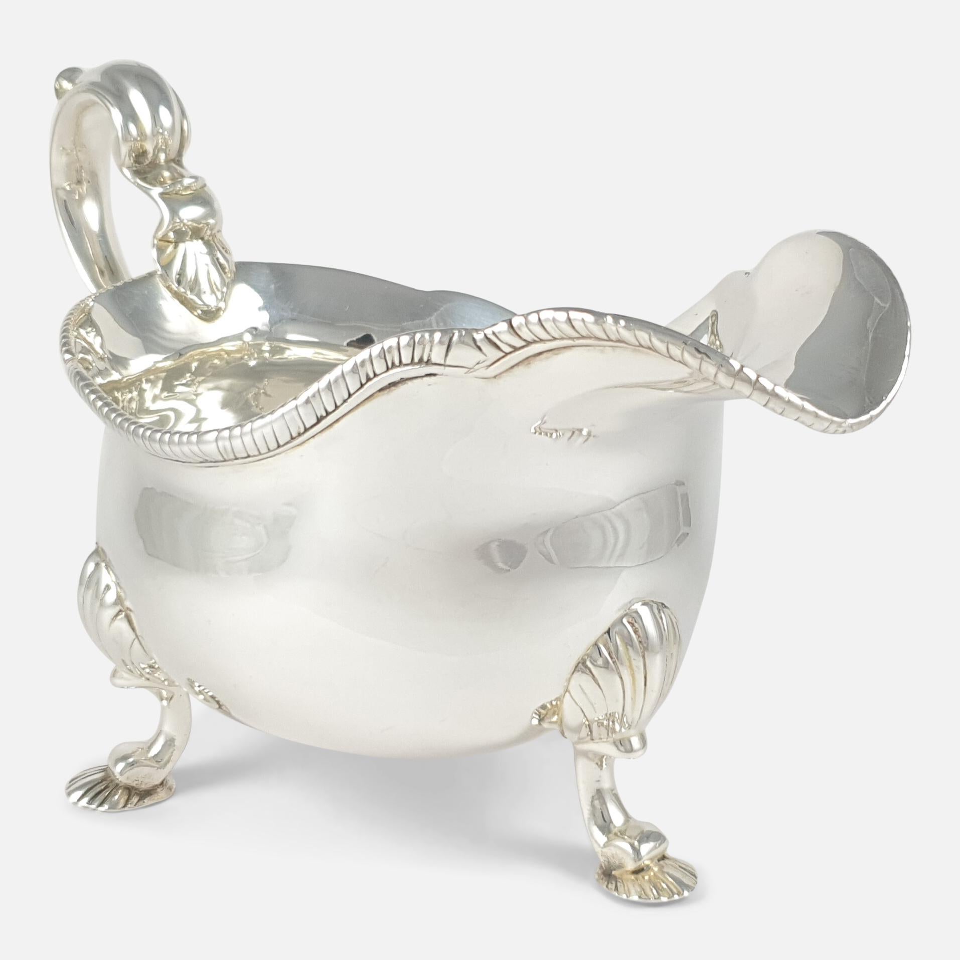 Sterling Silver Pair of Victorian Silver Sauce Boats, D and C Houle, 1841, 1039.7 grams For Sale