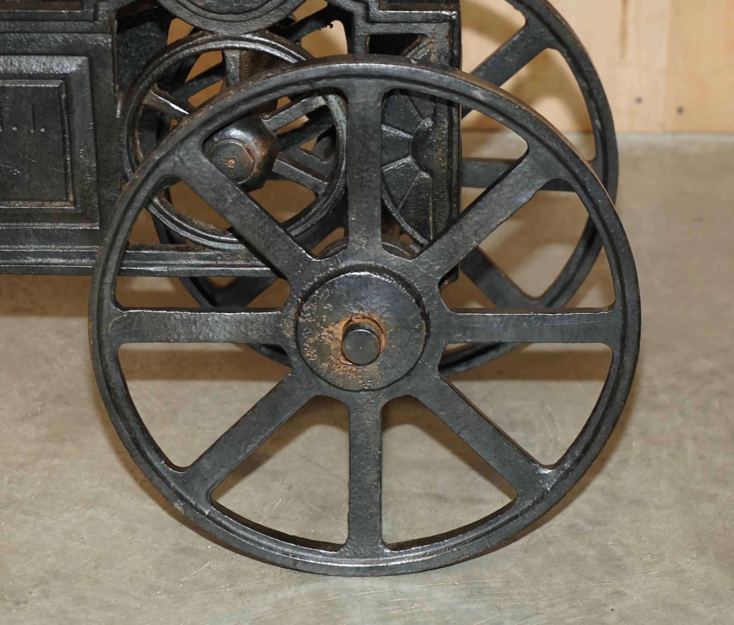 Paire de cannons longs en fer à repasser de style victorien, 153 cm en vente 12