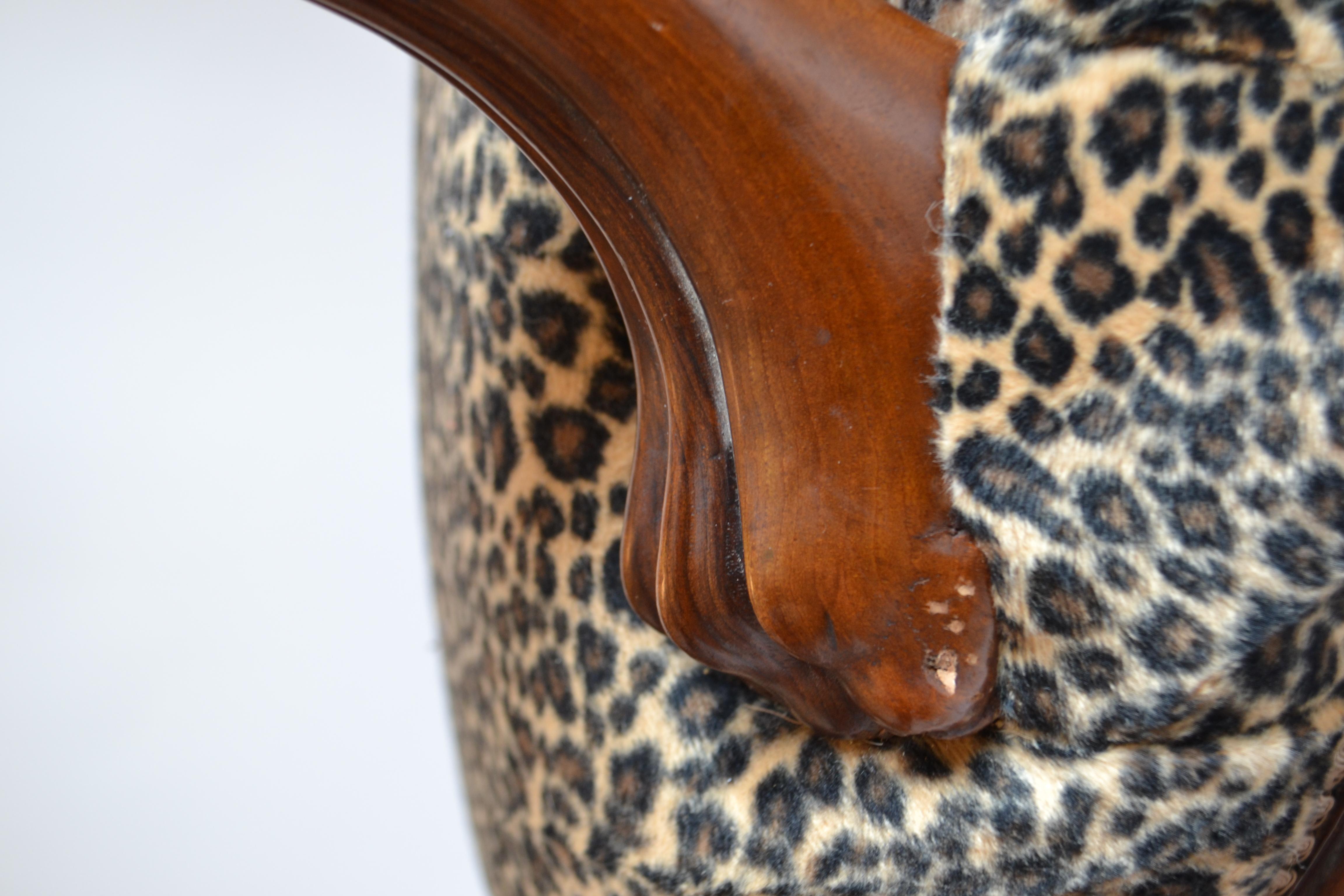 Pair of Victorian Walnut Chairs Upholstered in Faux Leopard Skin, 19th Century 6