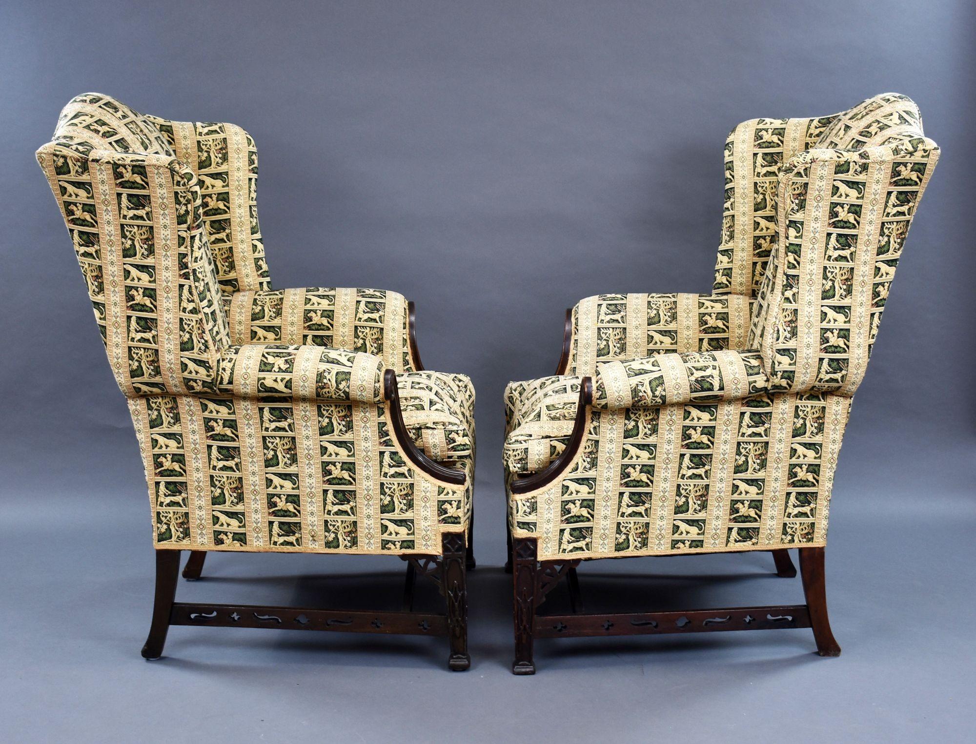 English Pair of Victorian Wing Back Armchairs For Sale