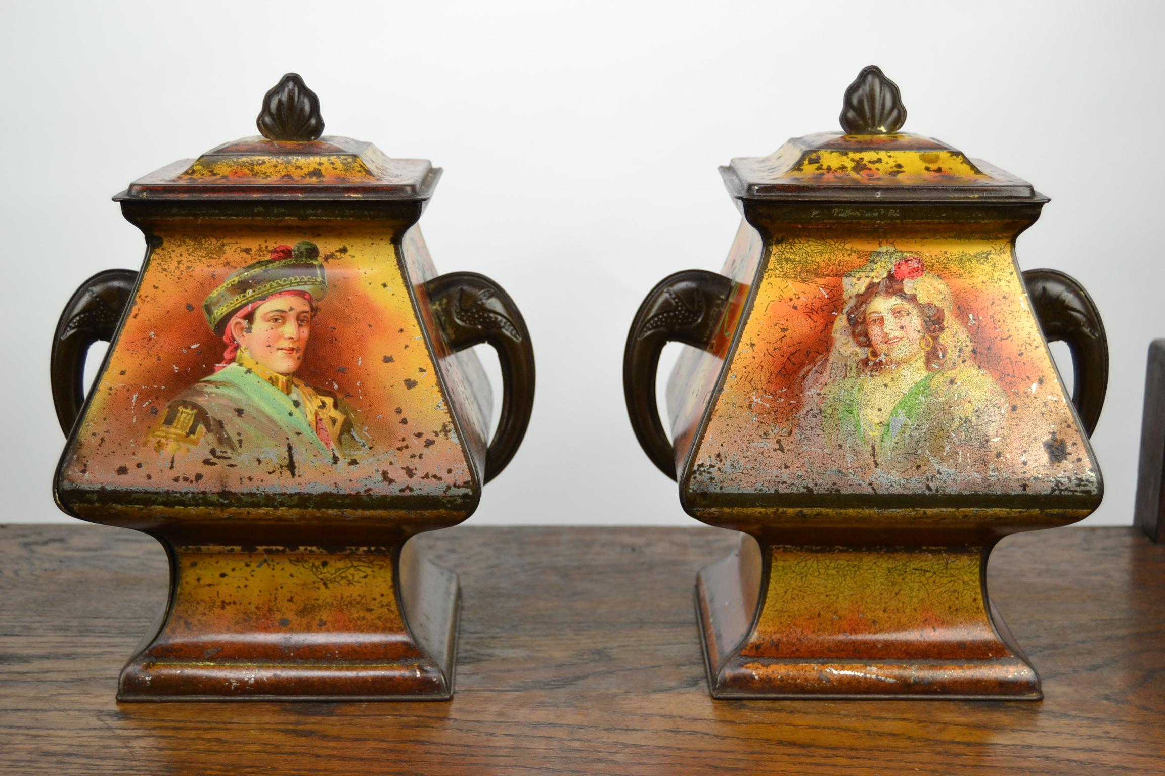 Paar von  Gummi Zinn Tinten Victory V., England, frühes 20. Jahrhundert im Angebot 5