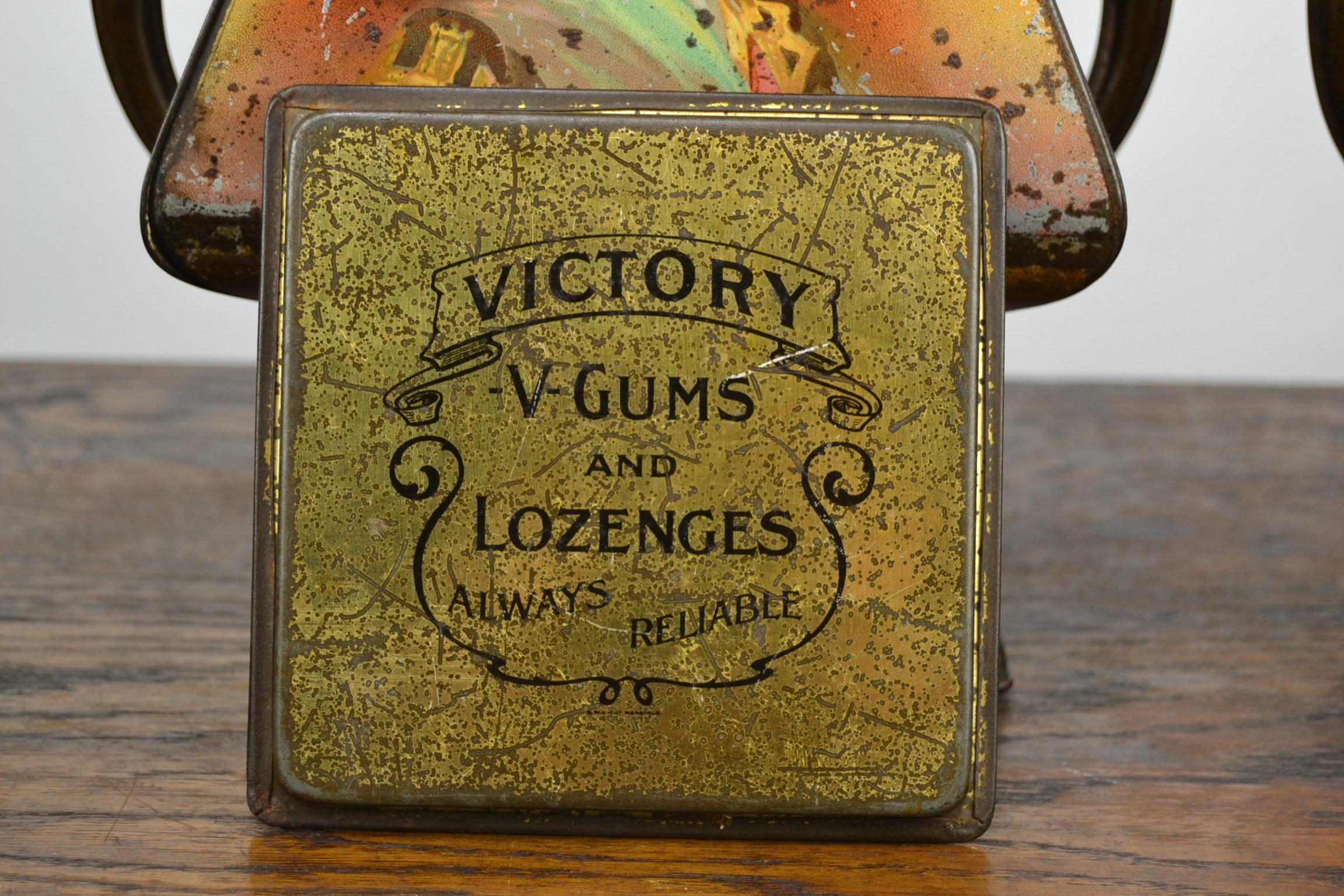 Pair of  Victory V Gums Tins, England, Early 20th Century For Sale 1