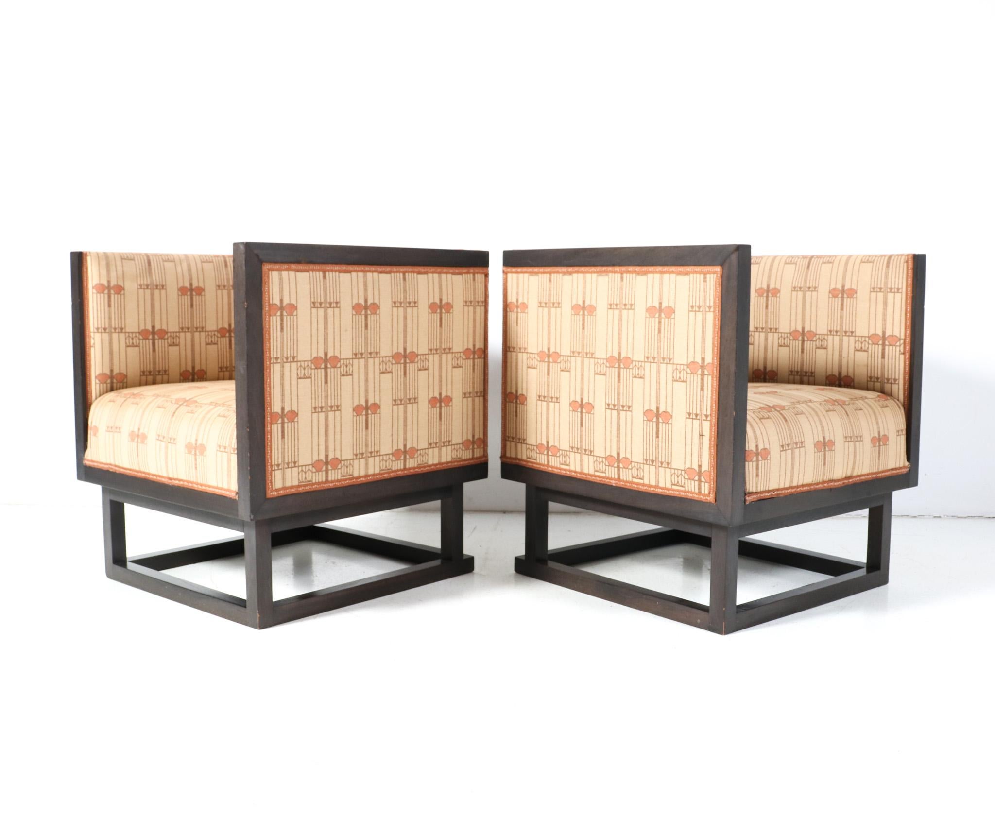 Early 20th Century Pair of Vienna Secession Cabinet Chairs by Josef Hoffmann for Wittmann, 1903