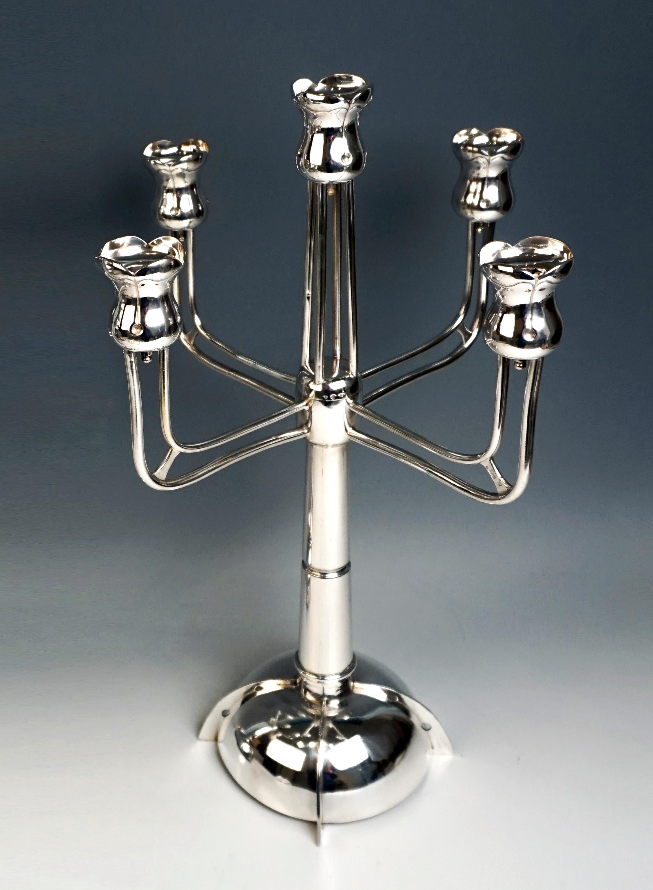 Pair of Viennese Art Nouveau Silver Candelabra by Emil Kadzig, circa 1910 In Good Condition In Vienna, AT