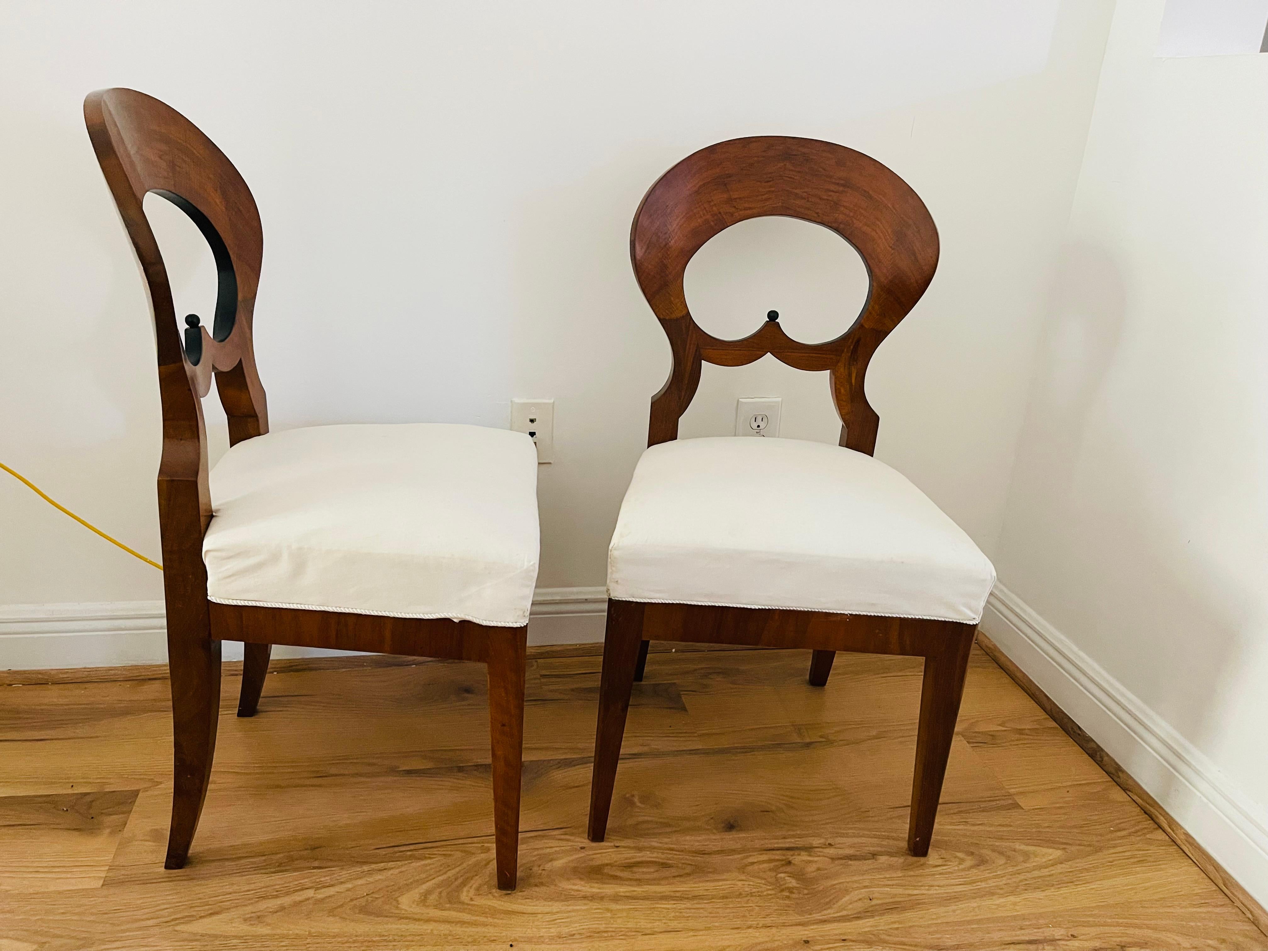 Coppia di sedie Biedermeier Viennesi In condizioni buone in vendita a Boca Raton, FL