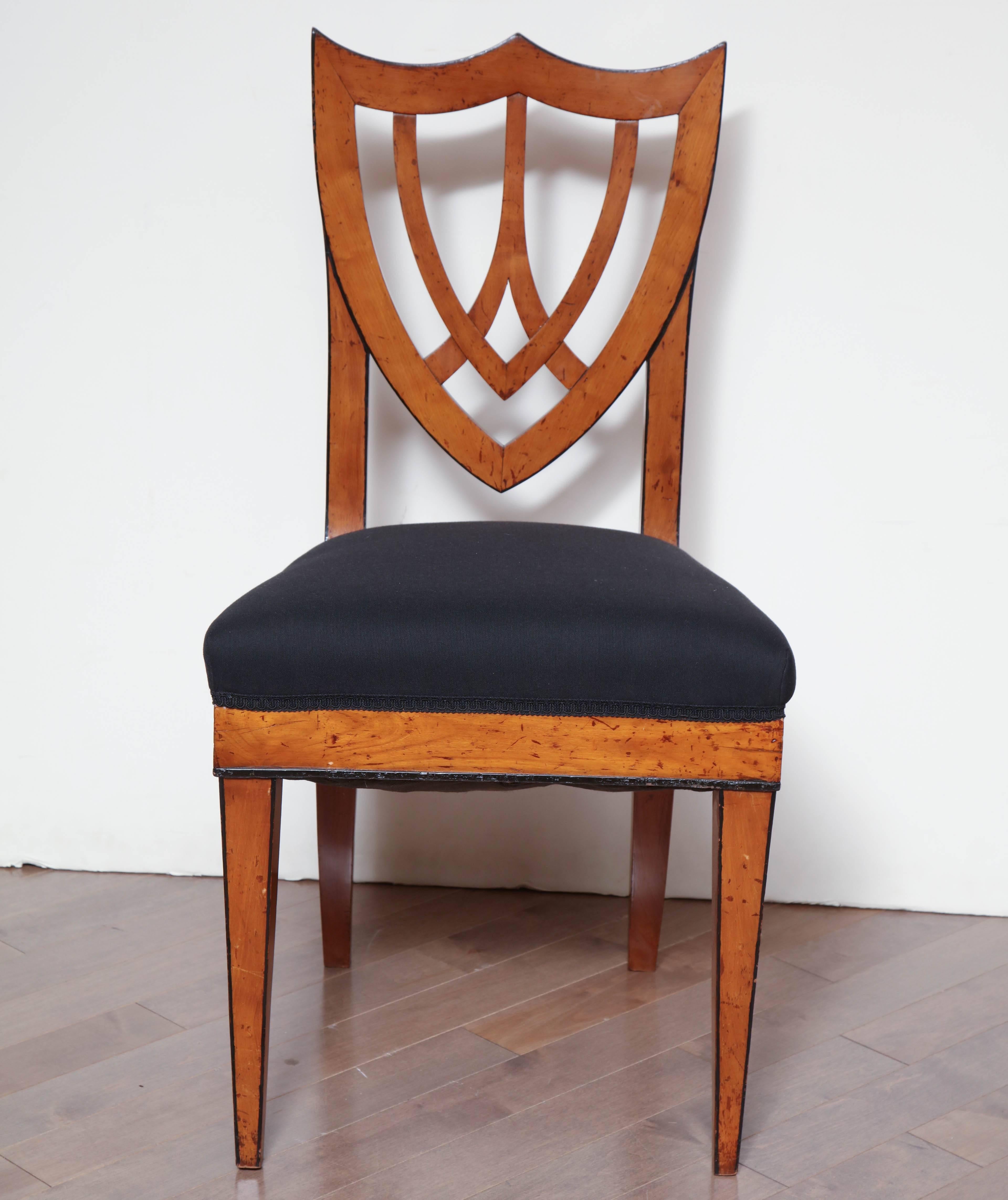 Pair of Viennese Side Chairs, circa 1830 For Sale 3