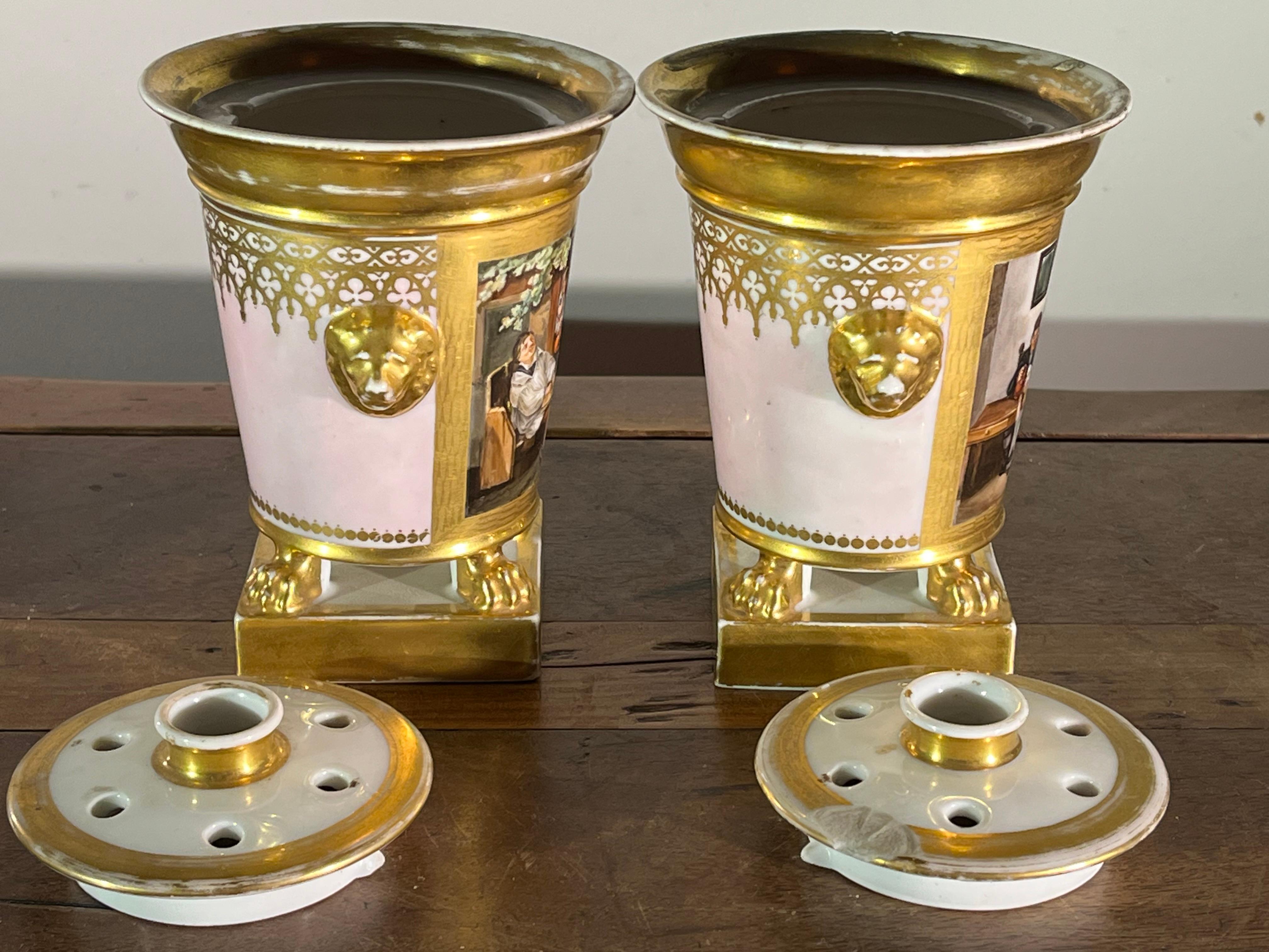 Pair of Vieux Paris Potpourri, 18th Century For Sale 4