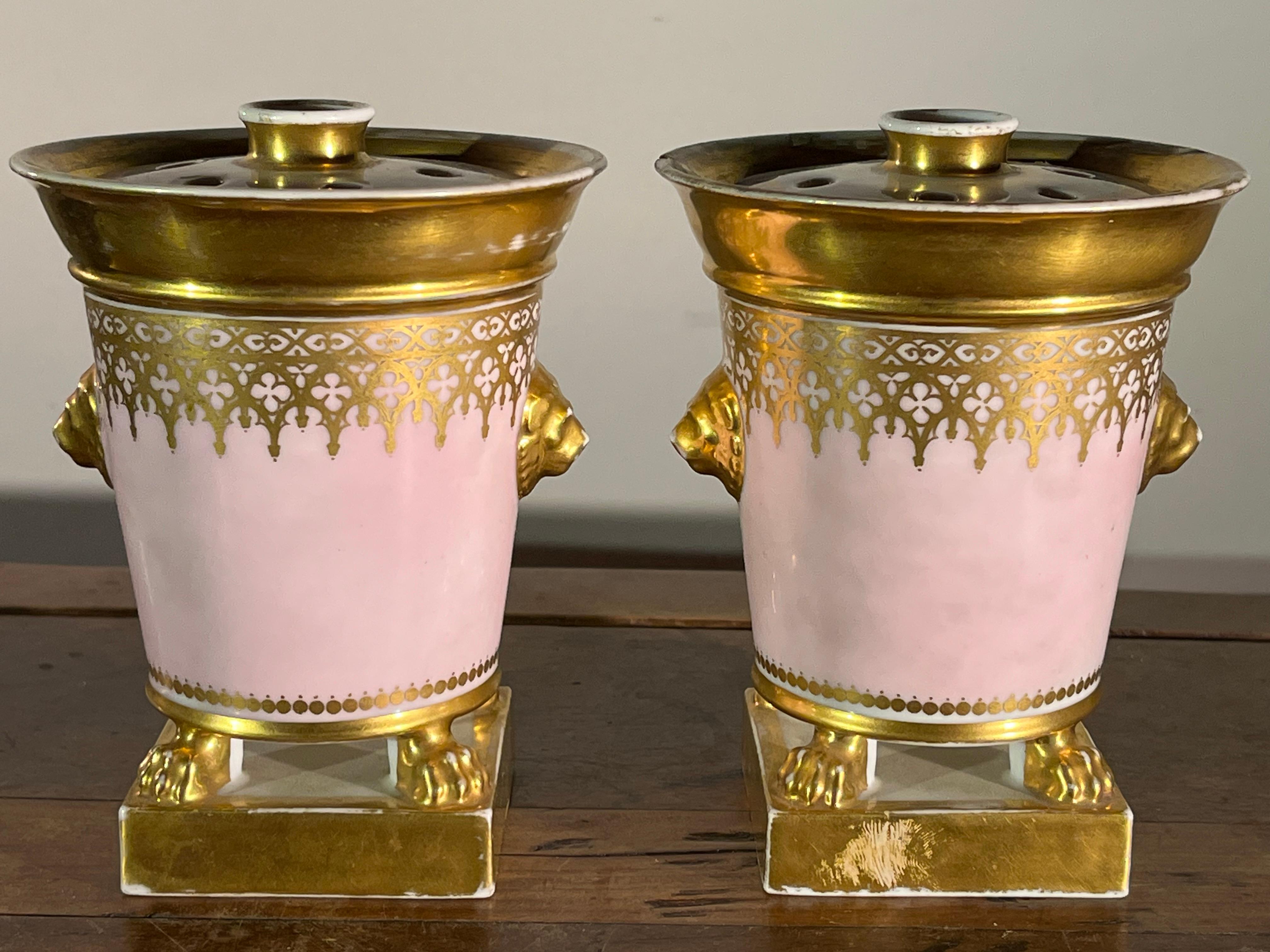 Porcelain Pair of Vieux Paris Potpourri, 18th Century For Sale