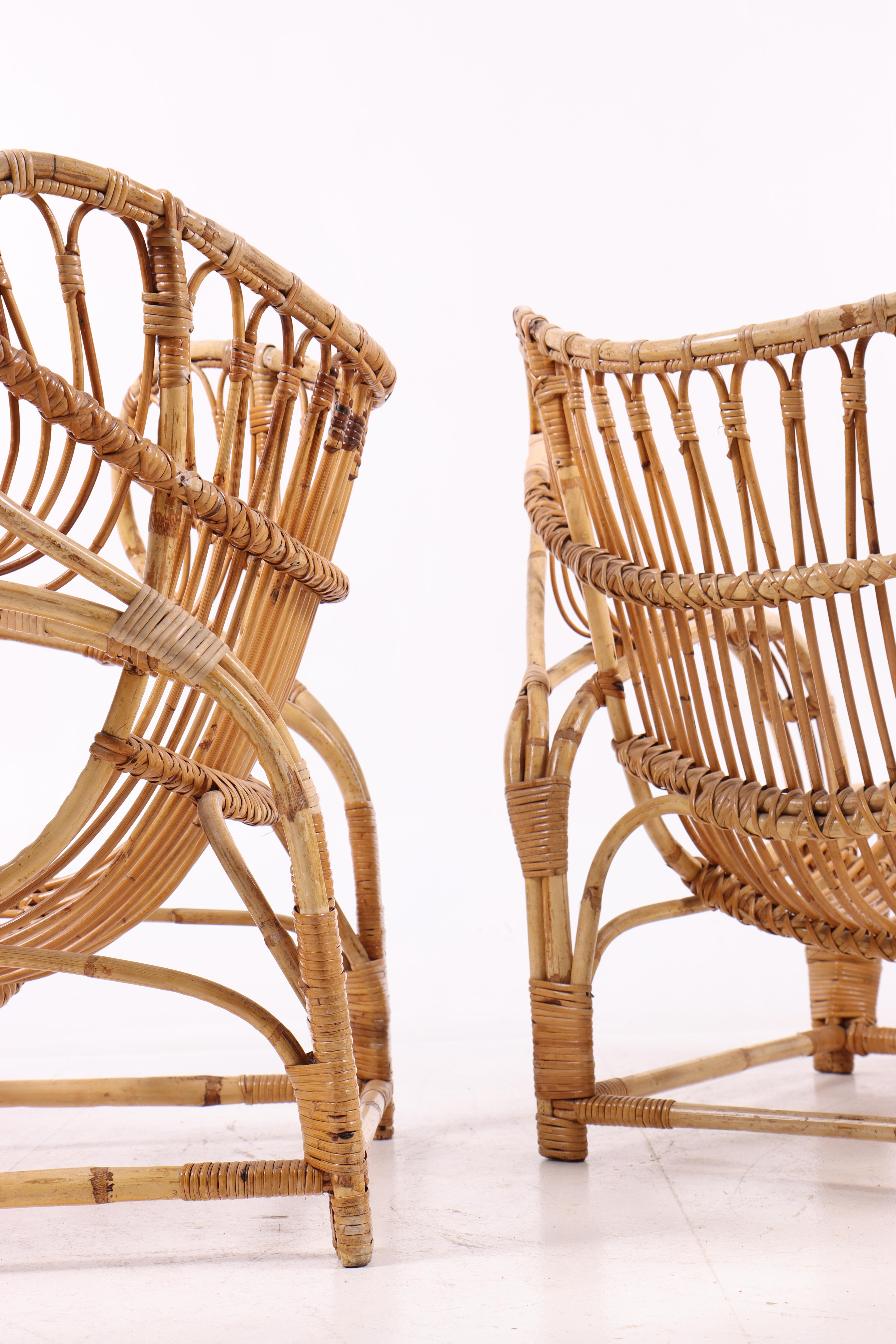 Mid-20th Century Pair of Viggo Boesen Model 3440 Lounge Chairs in Rattan, Denmark, 1936 For Sale