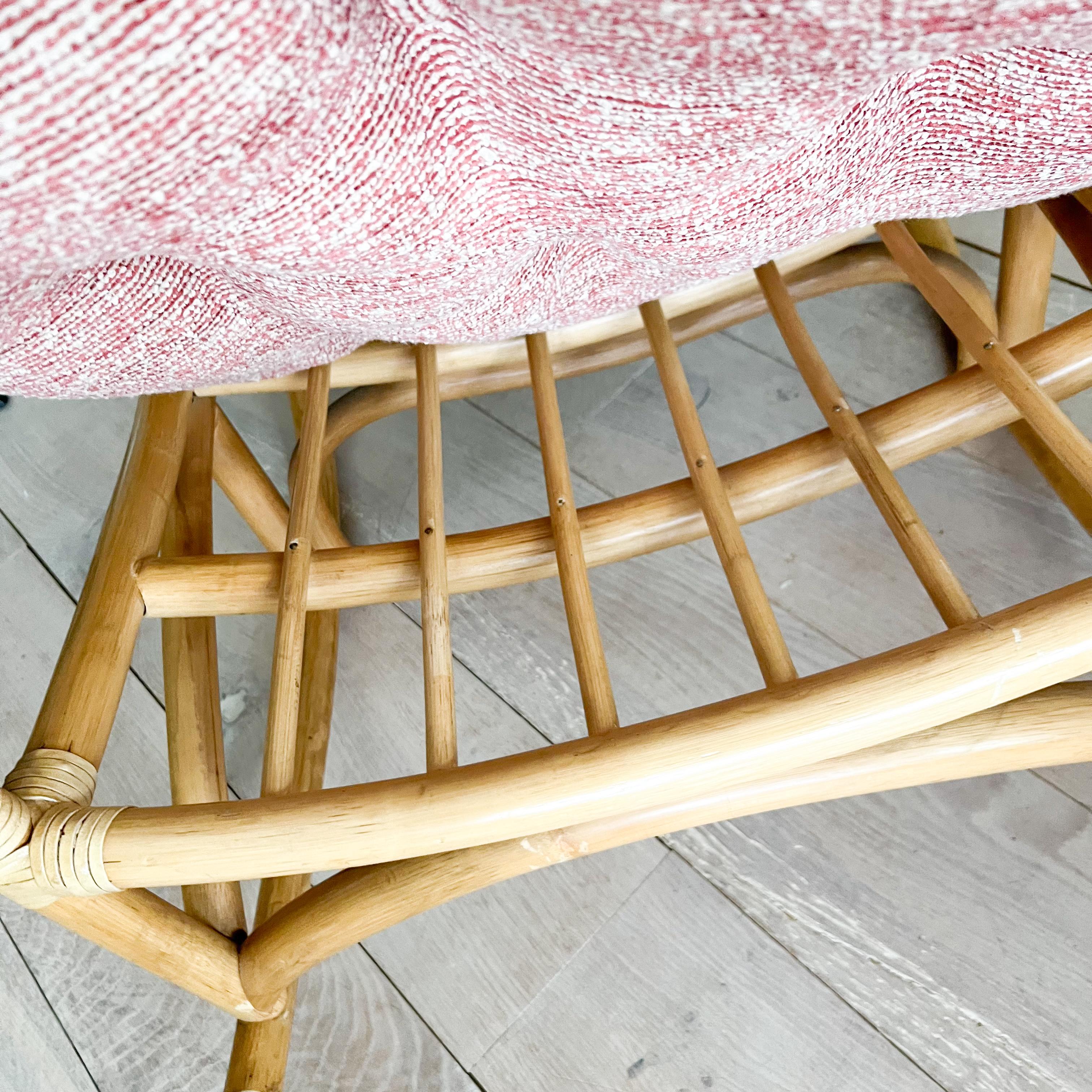 Paire de chaises longues à bascule en rotin de style Viggo Boesen - Nouveau tissu d'ameublement en vente 4