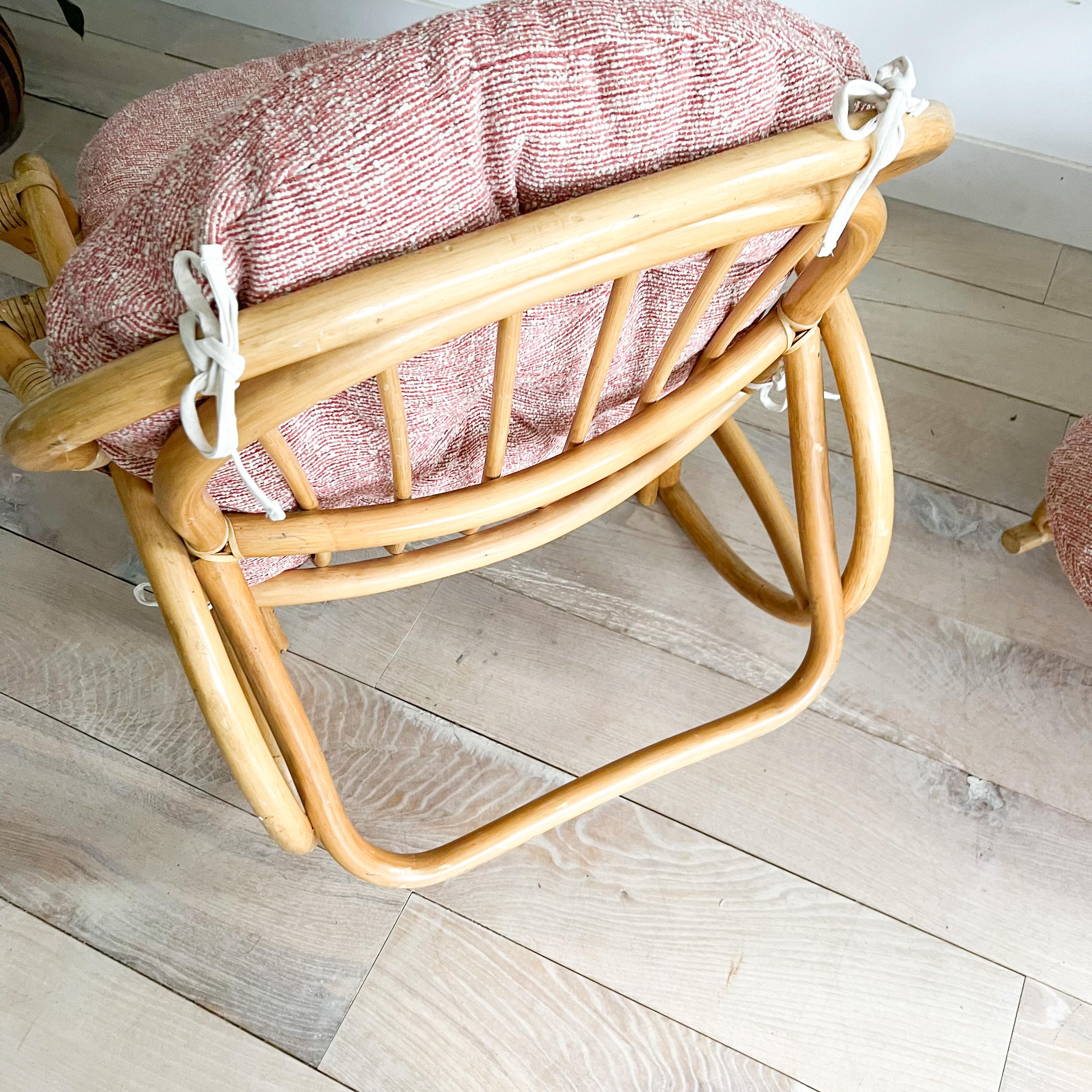 Paire de chaises longues à bascule en rotin de style Viggo Boesen - Nouveau tissu d'ameublement en vente 6
