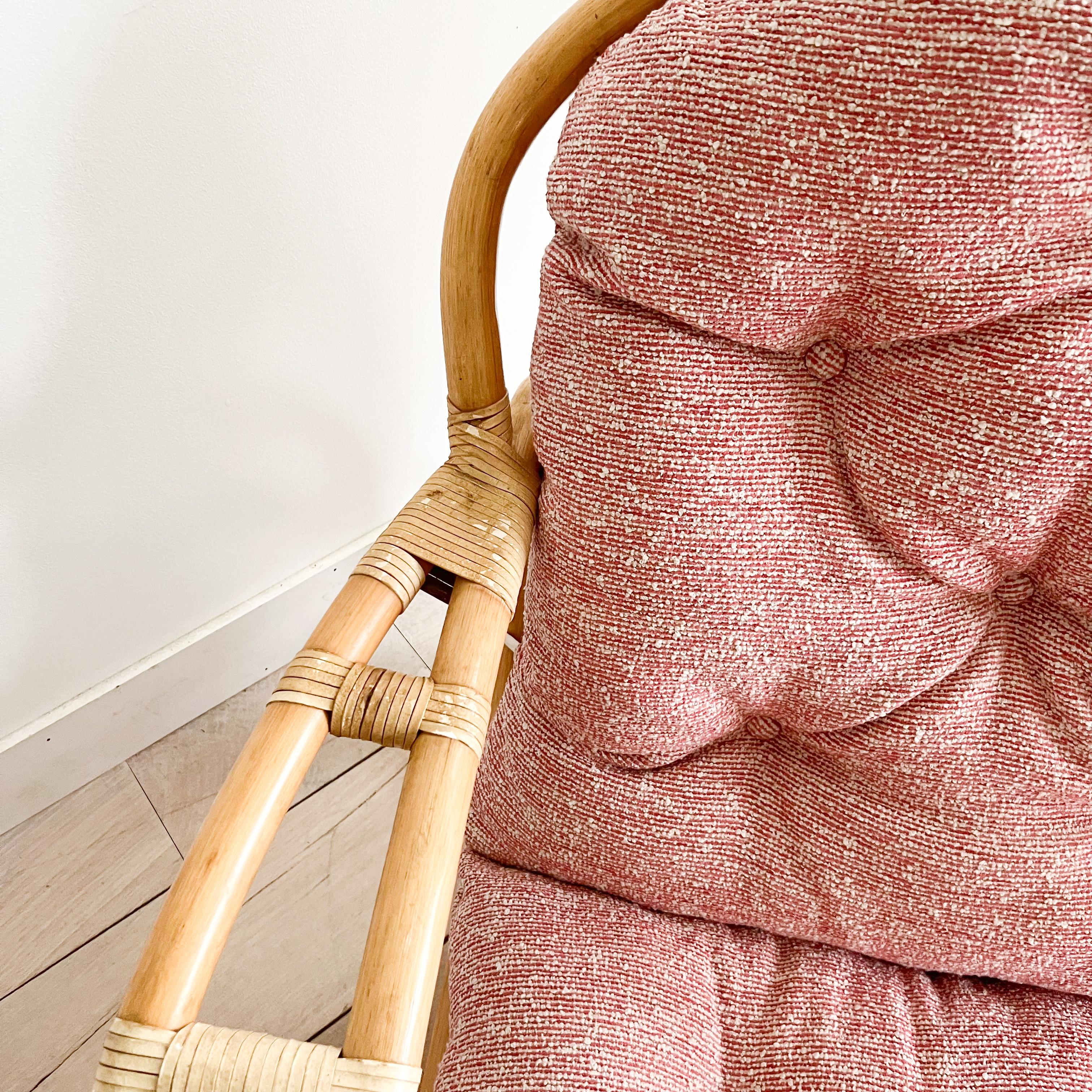 Paire de chaises longues à bascule en rotin de style Viggo Boesen - Nouveau tissu d'ameublement en vente 3