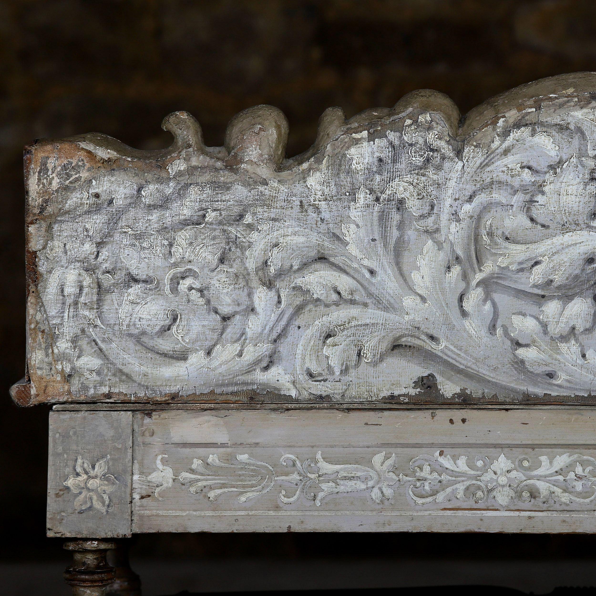 Pair of Villa Suvera Benches with Coat of Arms of the Lucchesi Palli Family For Sale 3