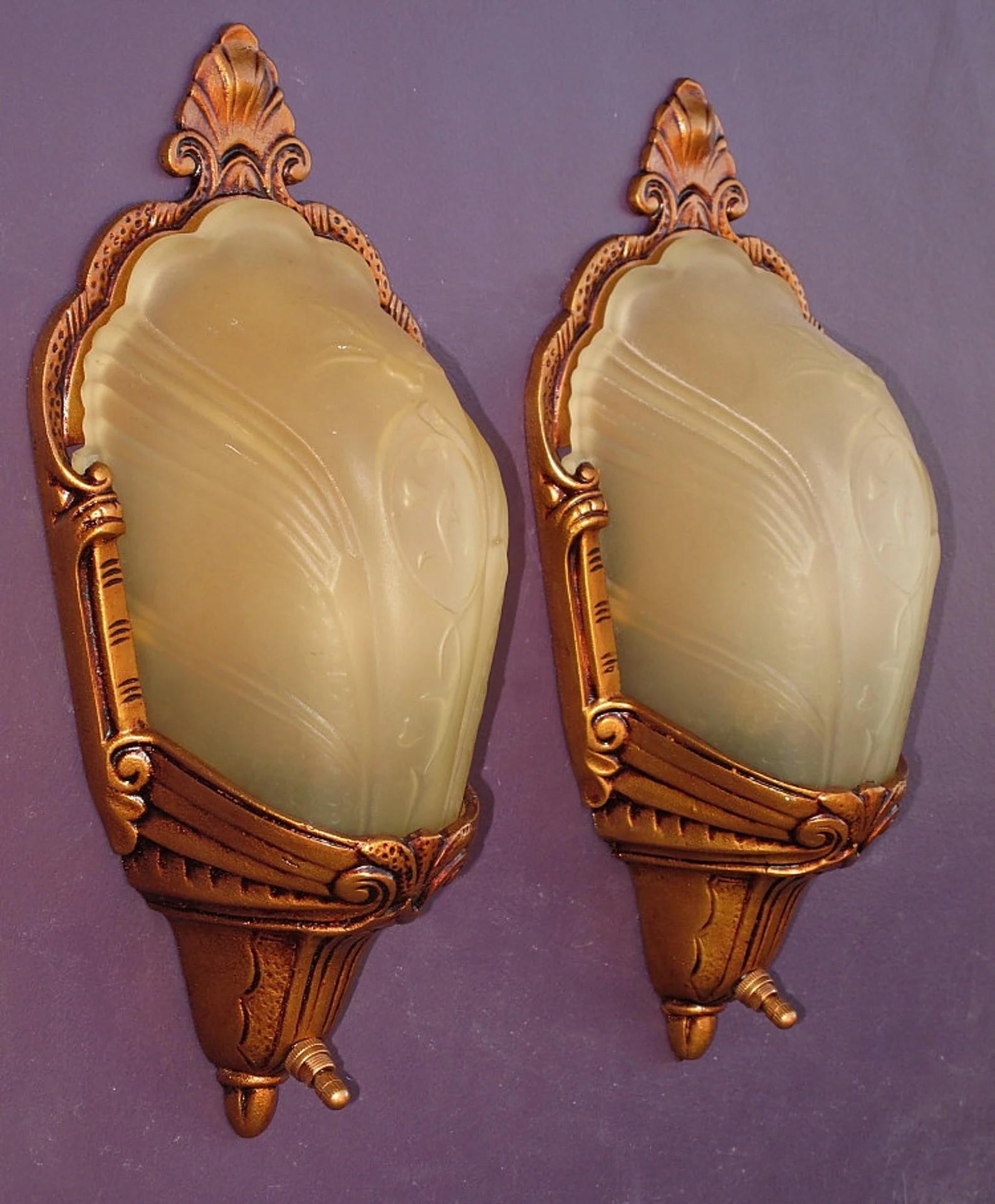 Pair of Vintage 1930s Slip Shade Covered Bulb Wall Sconce Lights In Good Condition In Prescott, US