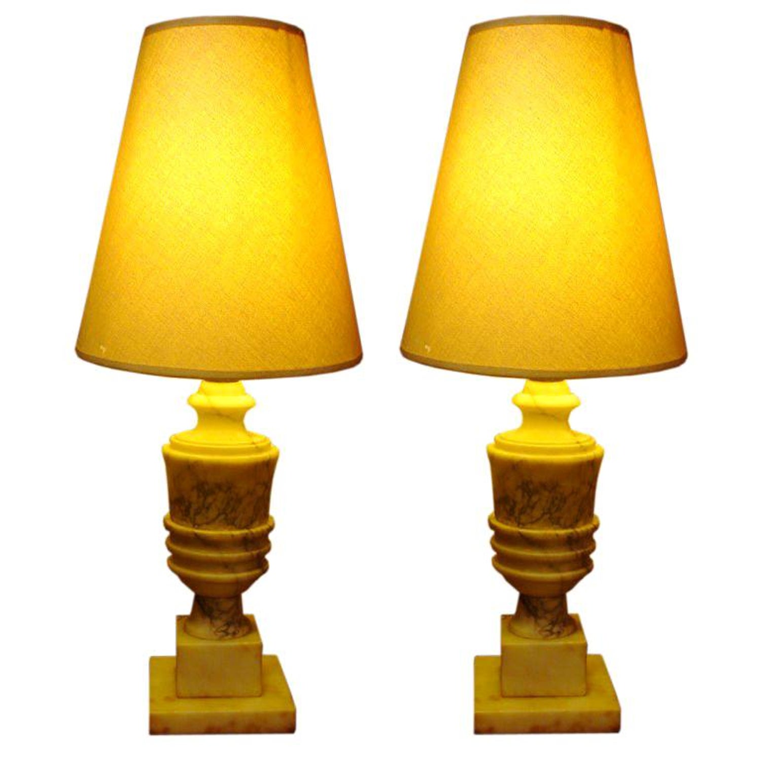 Pair of Vintage 1940s French Alabaster Boudoir Lamps For Sale at 1stDibs