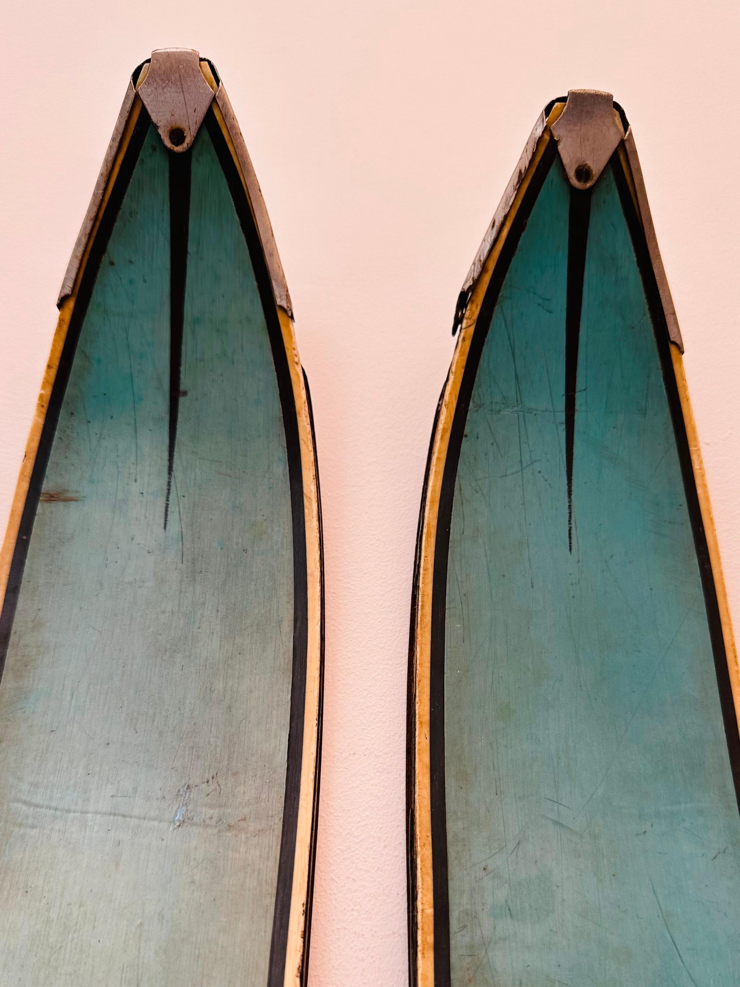 Painted Pair of Vintage 1950s German Schonherr Superspeed Wooden Skis with Bindings For Sale