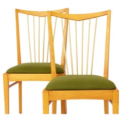 Pair of Vintage 1950s Mid-Century Modern Chairs – Solid Beech Wood & Fresh Green