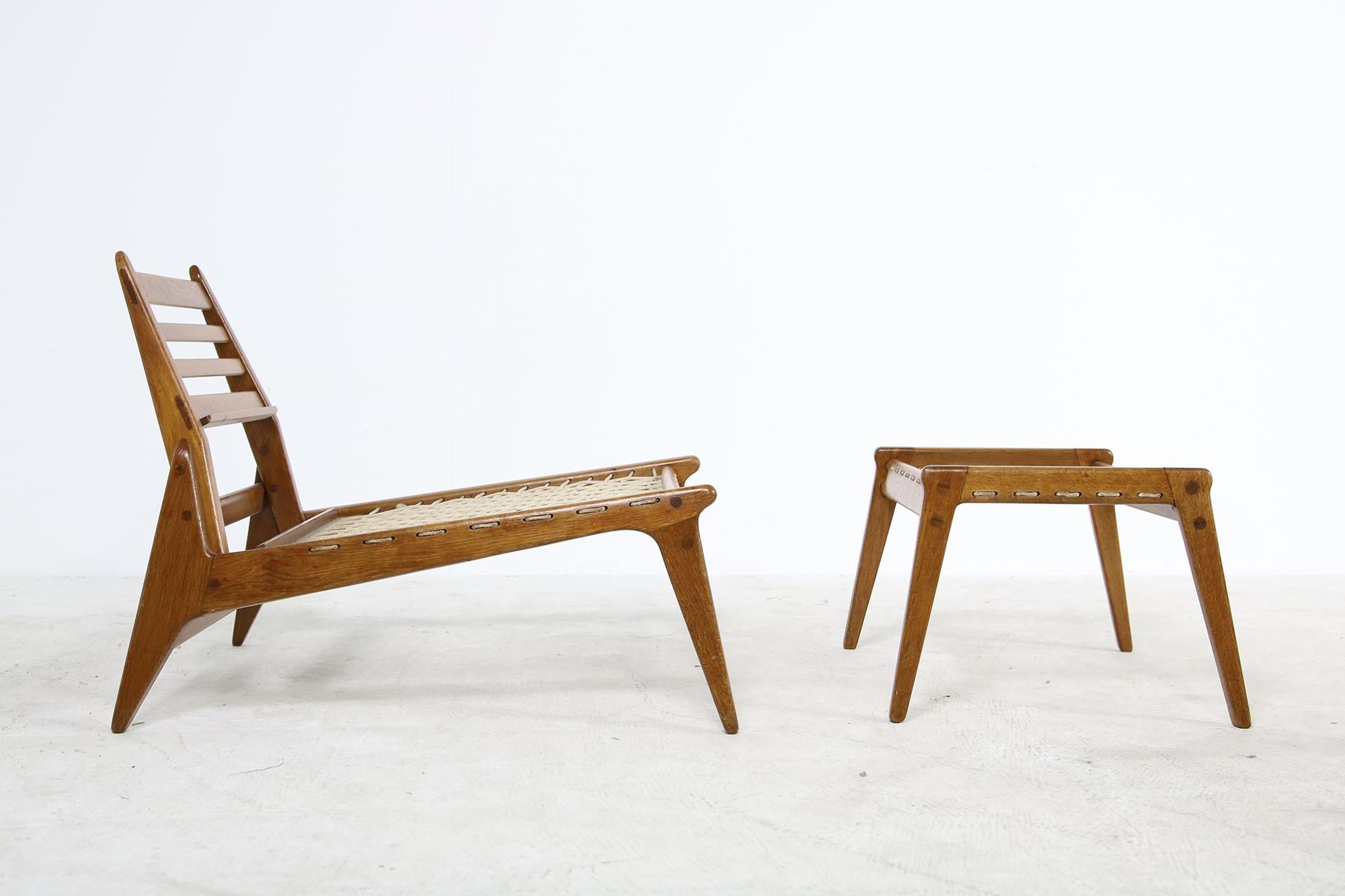 Mid-20th Century Pair of Vintage 1950s Oak Easy Chairs and Ottomans East Germany Hunting Chairs For Sale