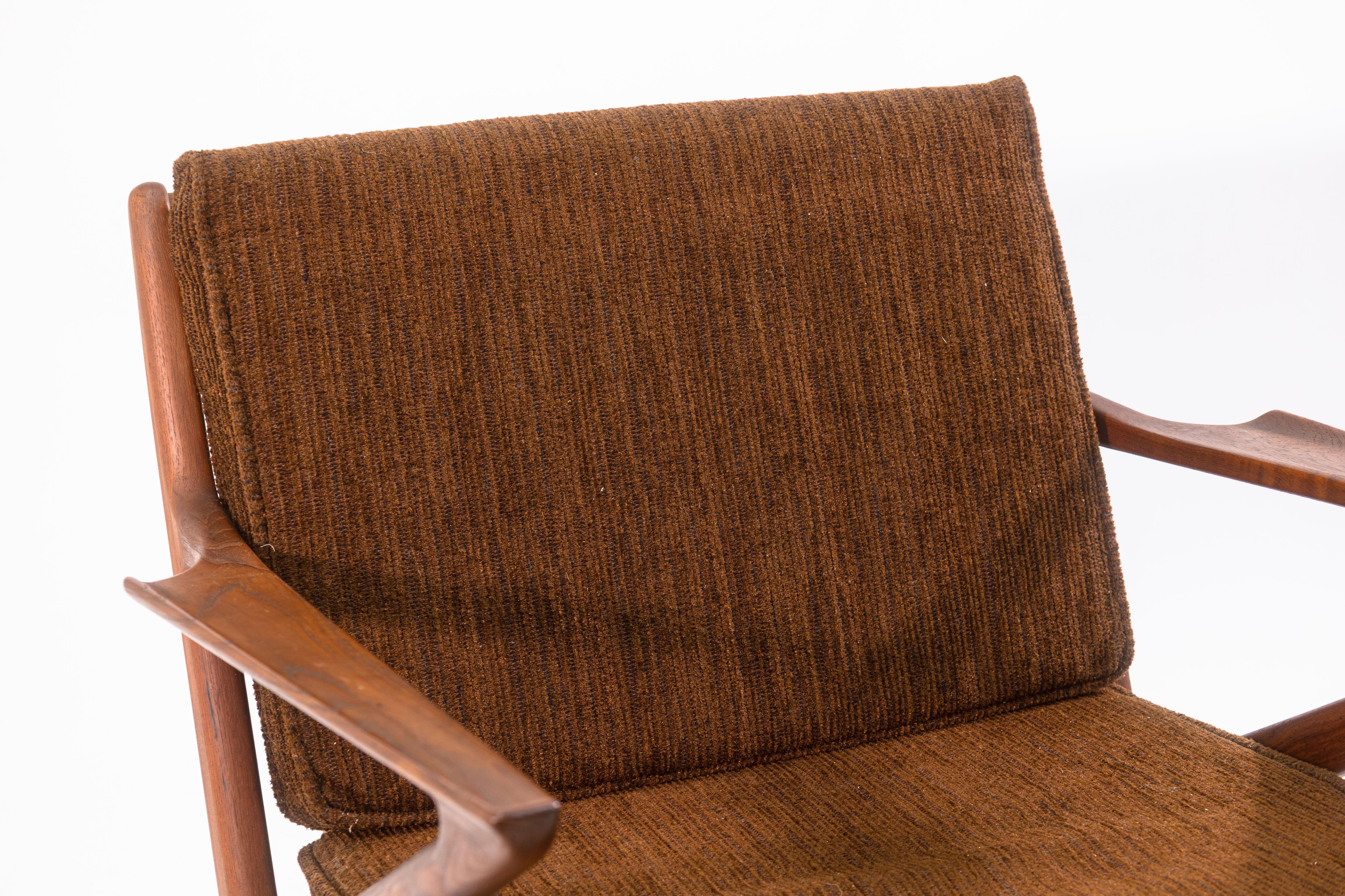 Pair of Vintage 1960s Poul Jensen for Selig Z Danish Teak Wood Accent Armchairs For Sale 11