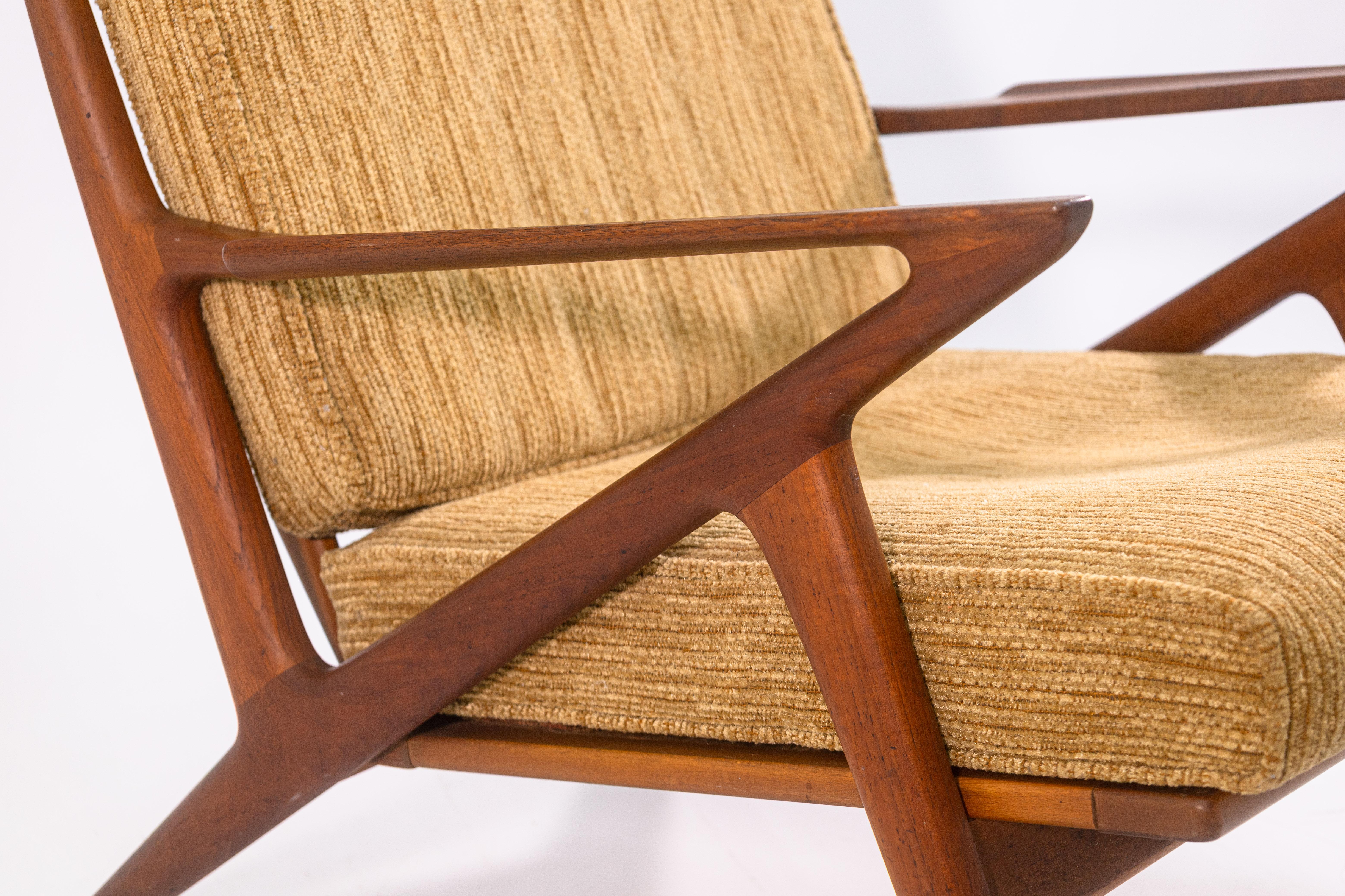 Pair of Vintage 1960s Poul Jensen for Selig Z Danish Teak Wood Accent Armchairs For Sale 4