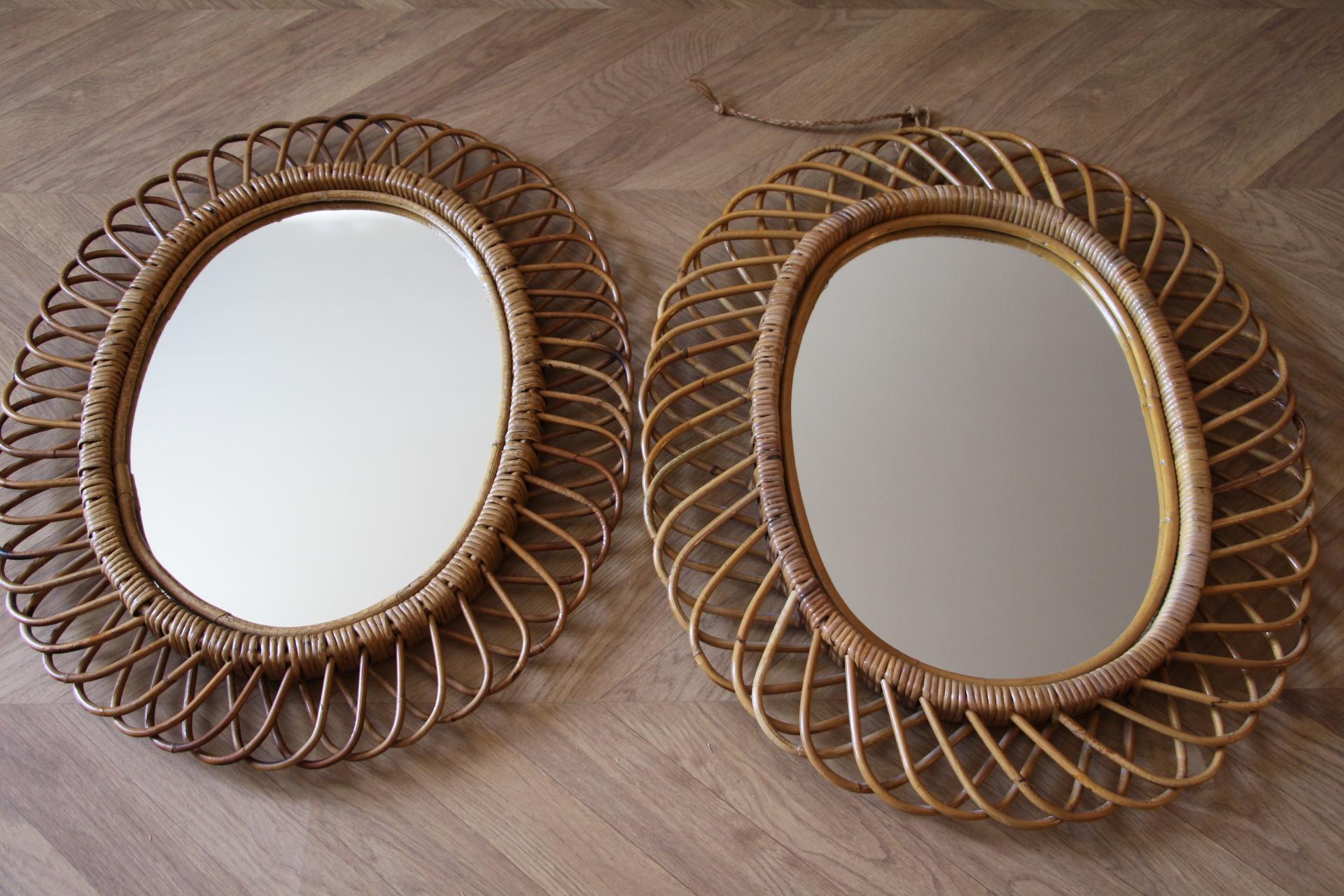 Pair of Vintage 1960s Rattan and Bamboo Round Wall Mirror by Franco Albini For Sale 3