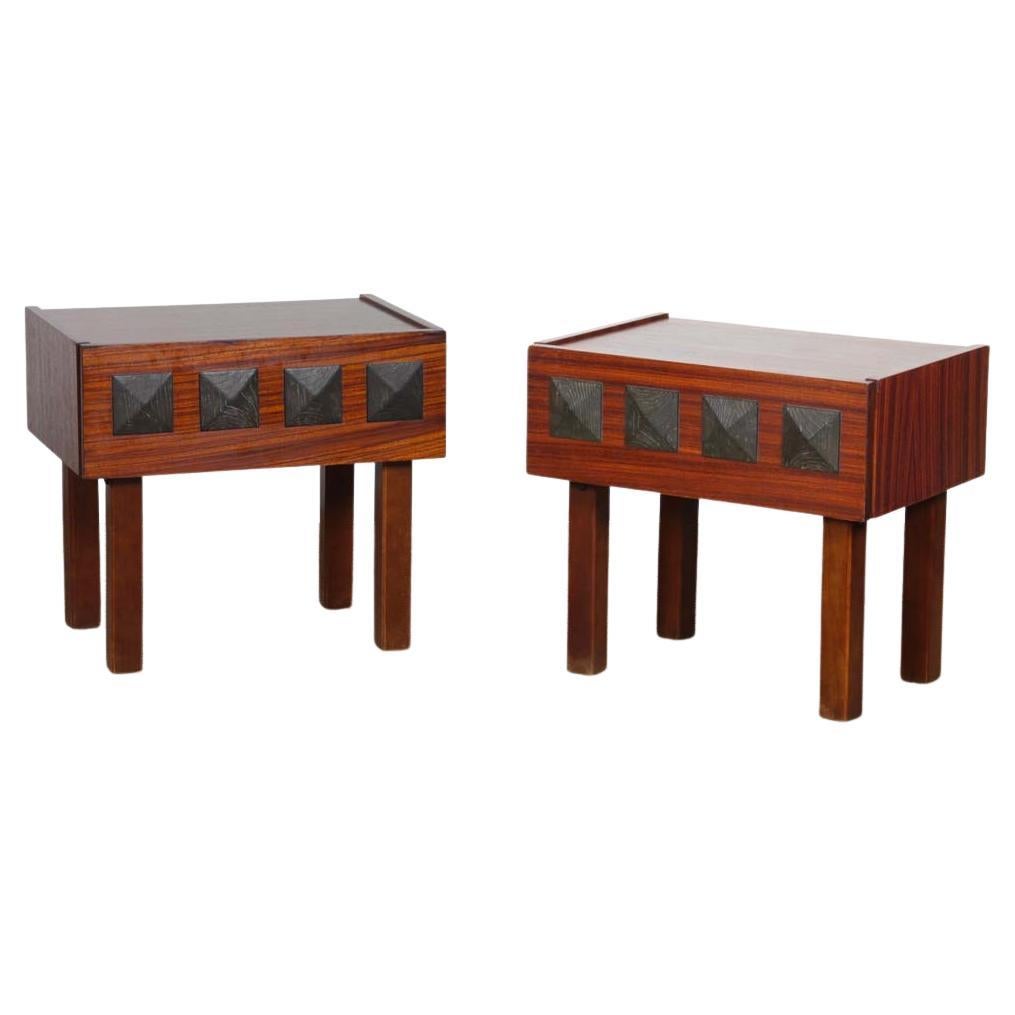 Coppia di comodini in legno vintage degli anni '60