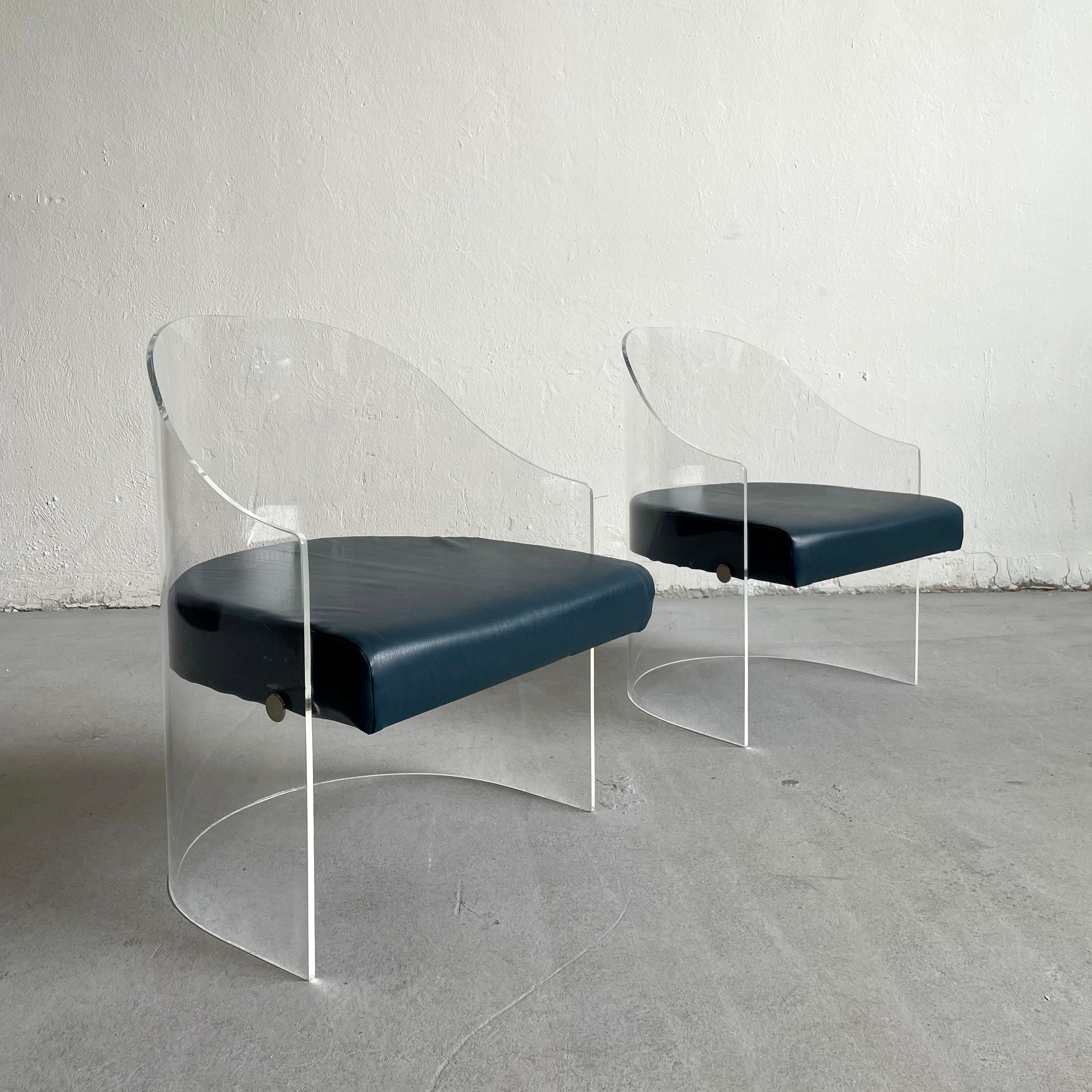 Late 20th Century Pair of Vintage 1970s Acrylic Glass and Blue Leatherette Barrel Armchairs