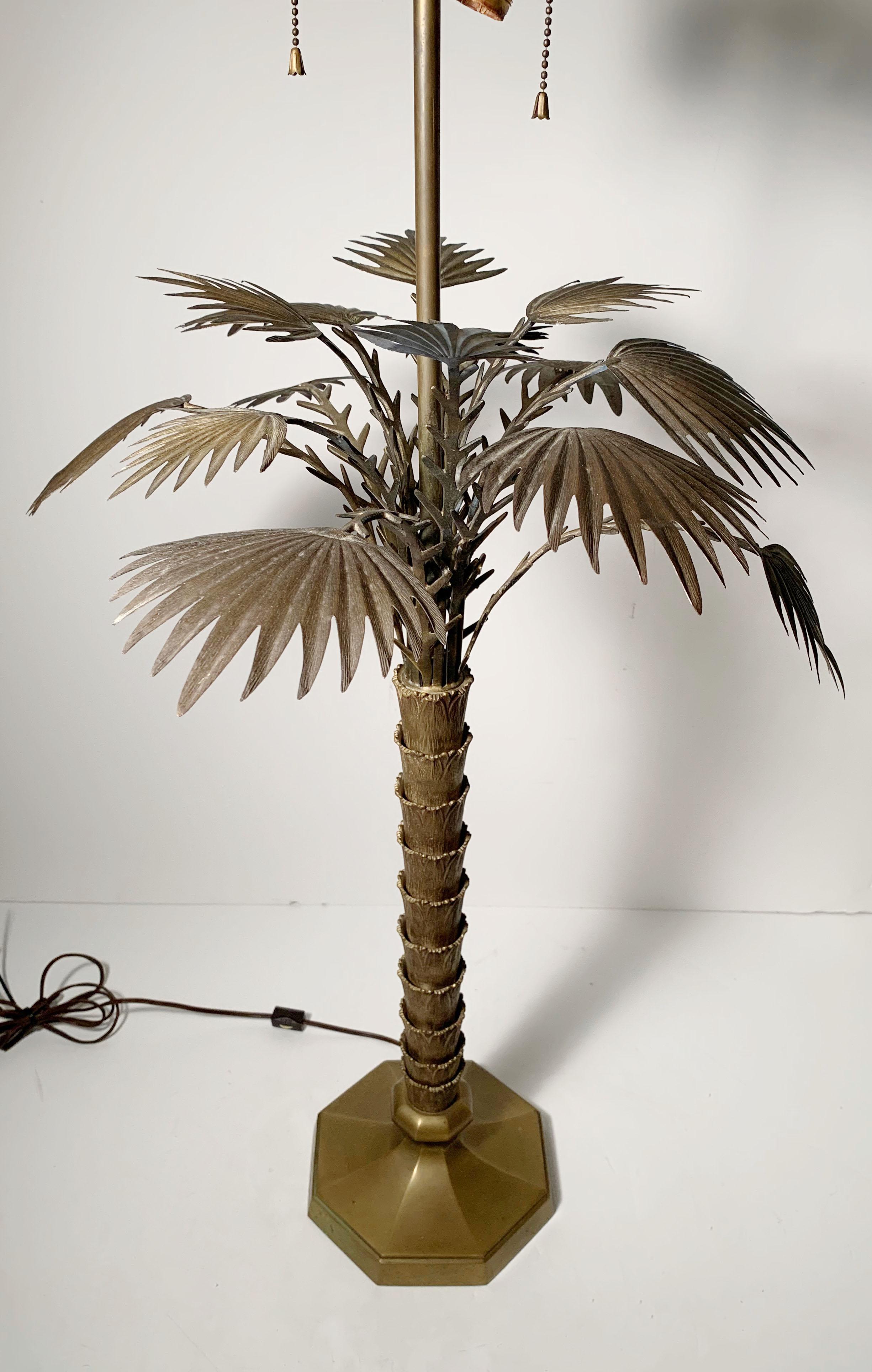 Paar Vintage 1970er Messing Chapman Palm Lampen (20. Jahrhundert) im Angebot