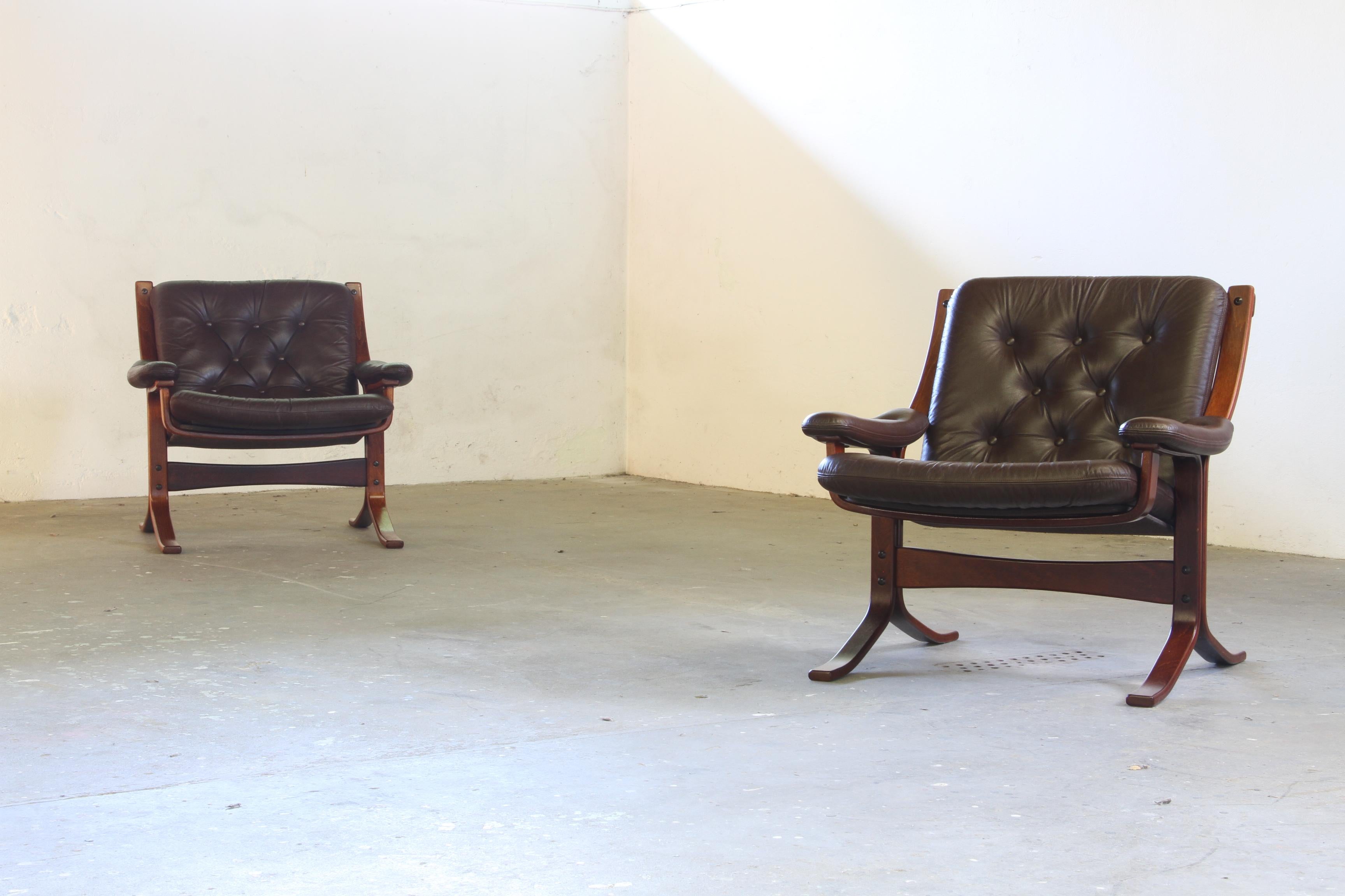 Pair of Vintage 1970s Norwegian Modernist Lounge Chairs, attr. Jon Hjortdal For Sale 6