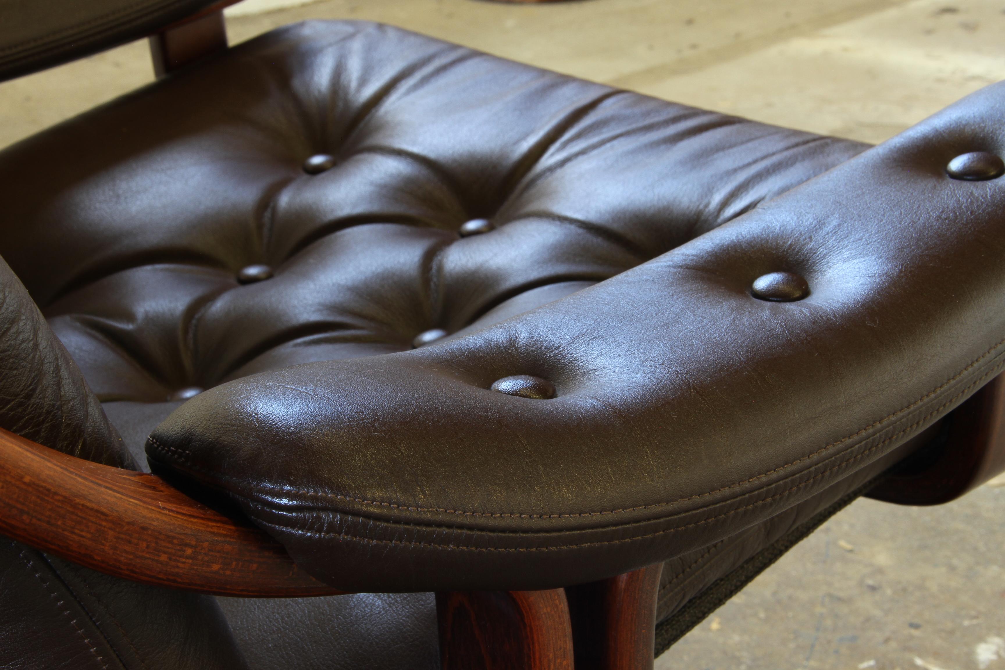 Pair of Vintage 1970s Norwegian Modernist Lounge Chairs, attr. Jon Hjortdal For Sale 8