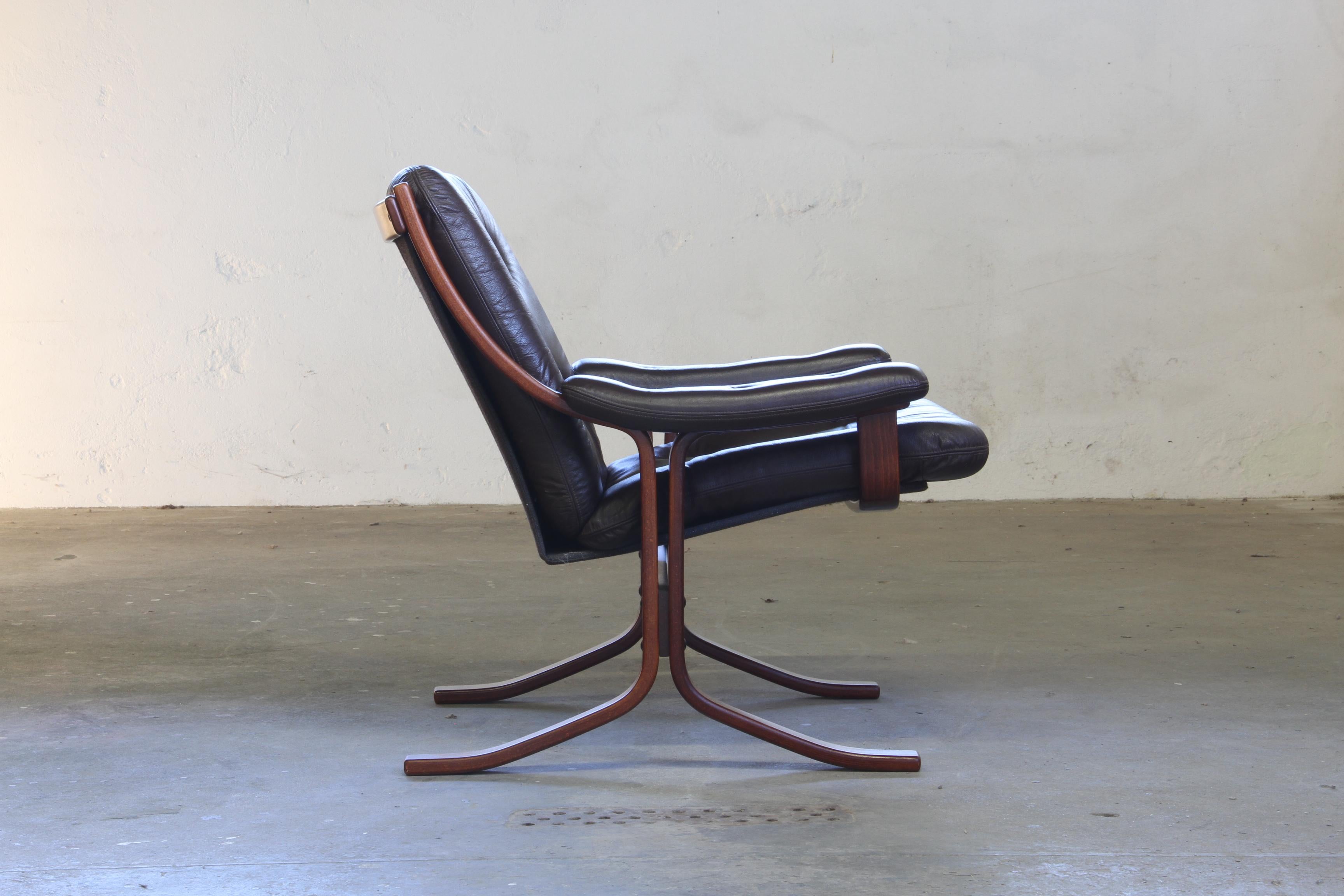 Pair of Vintage 1970s Norwegian Modernist Lounge Chairs, attr. Jon Hjortdal In Good Condition For Sale In Store Heddinge, DK