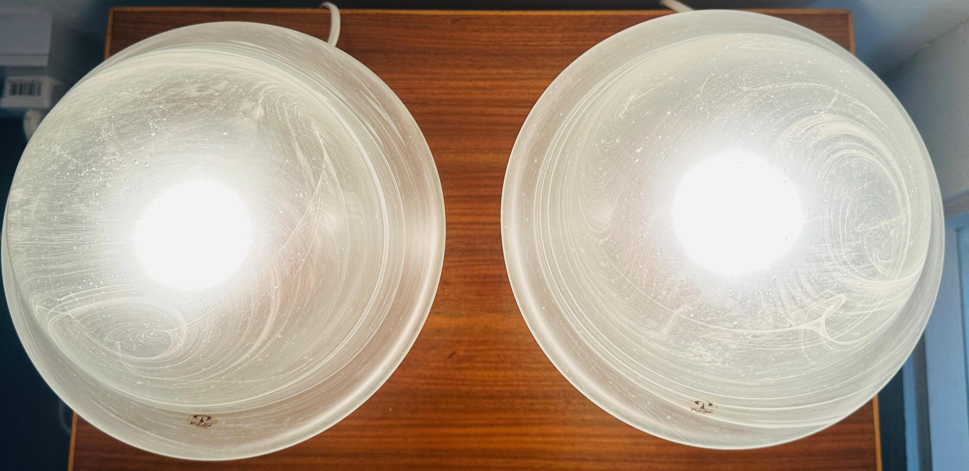 Paire de lampes de table champignons grises et tourbillonnantes Peill & Putzler des années 1970 Bon état - En vente à London, GB
