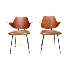 Pair of Vintage 661 Armchairs by Robin Day for Hille